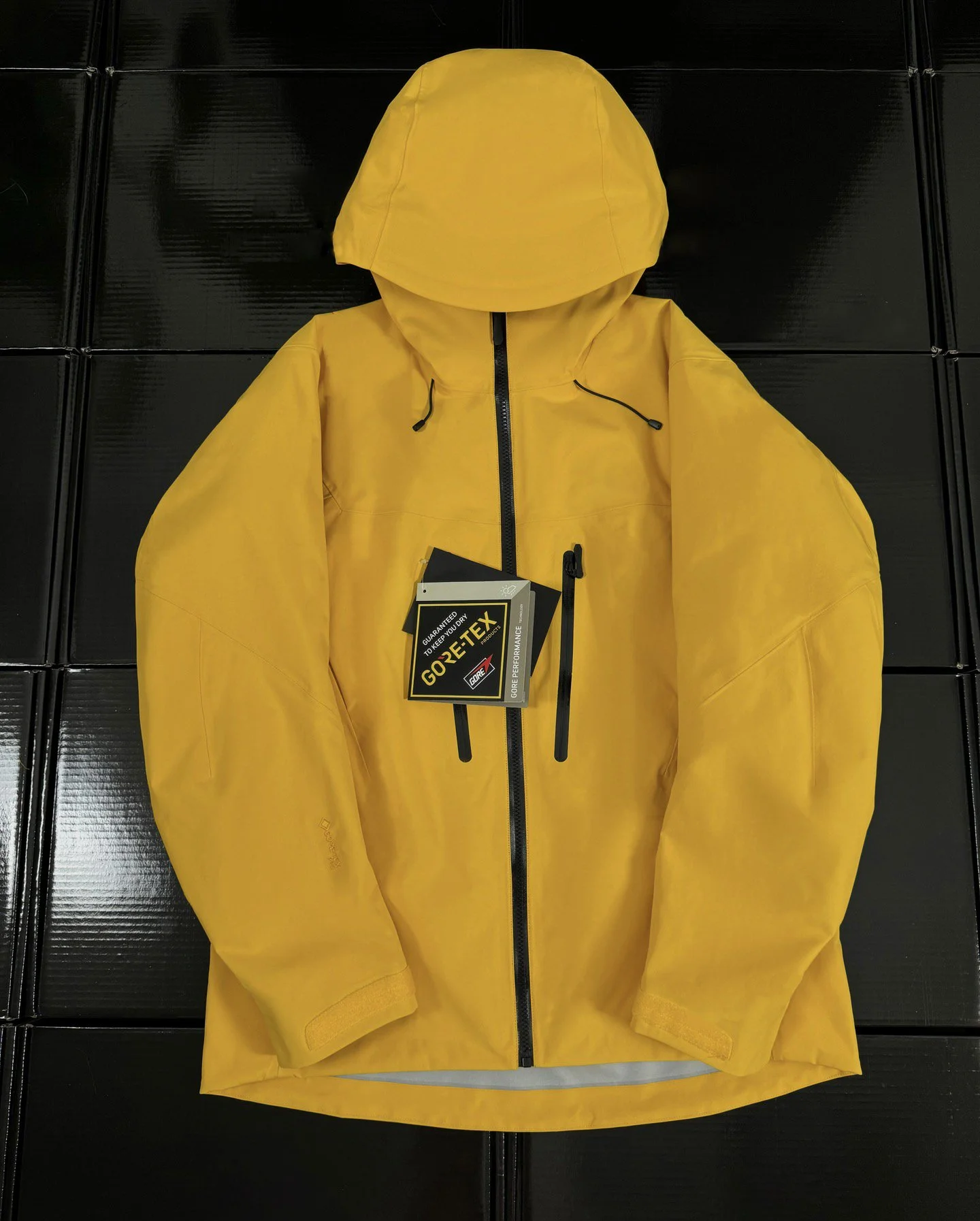 Black AR7 AP SV With Diy Logo 3-in-1 Puffer Jacket Three Ways to Wear Removable Down Coat Recco GORE-TEX Triple-proof Technology Windproof Waterproof Outdoor Outwear