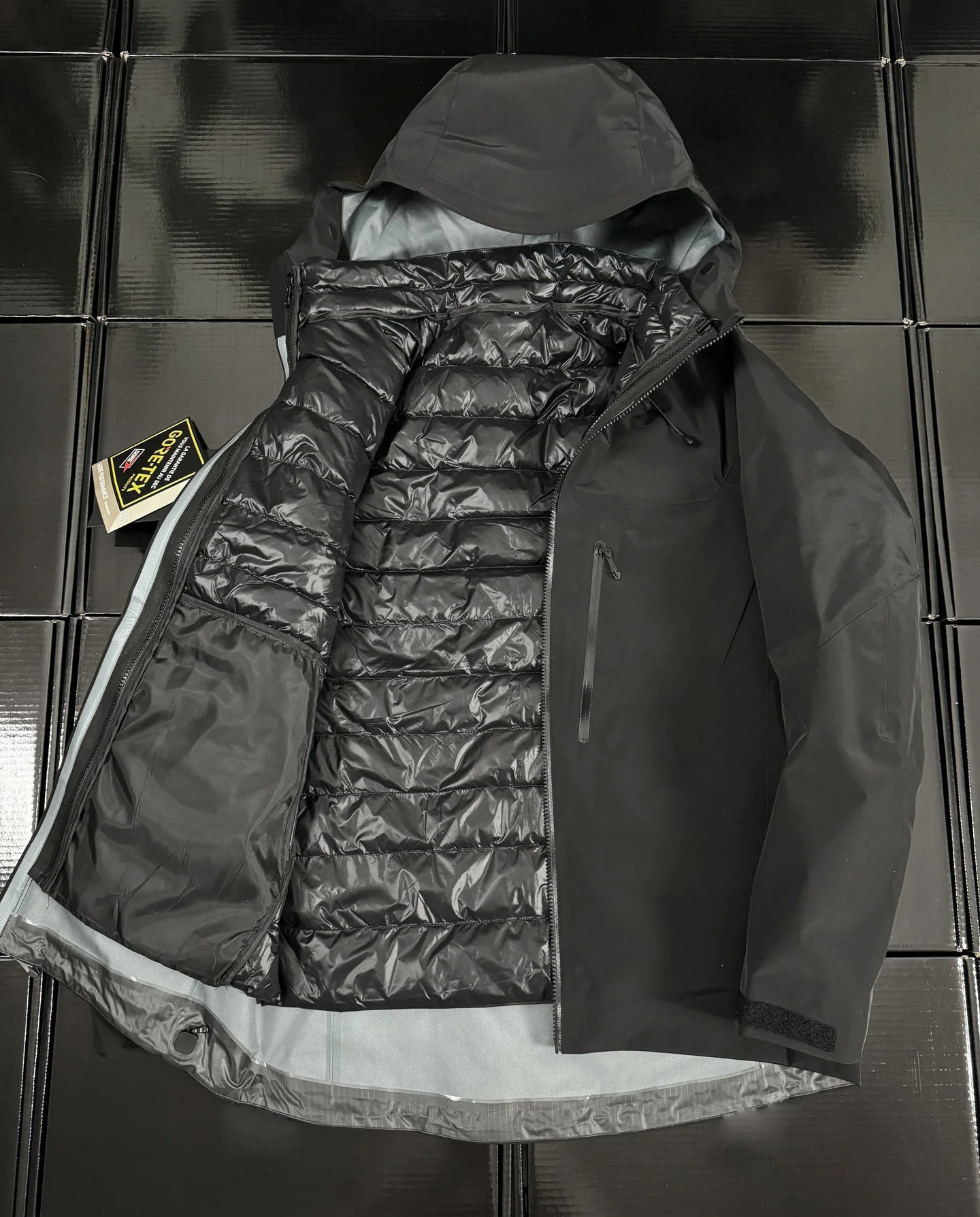 Black AR7 AP SV With Diy Logo 3-in-1 Puffer Jacket Three Ways to Wear Removable Down Coat Recco GORE-TEX Triple-proof Technology Windproof Waterproof Outdoor Outwear