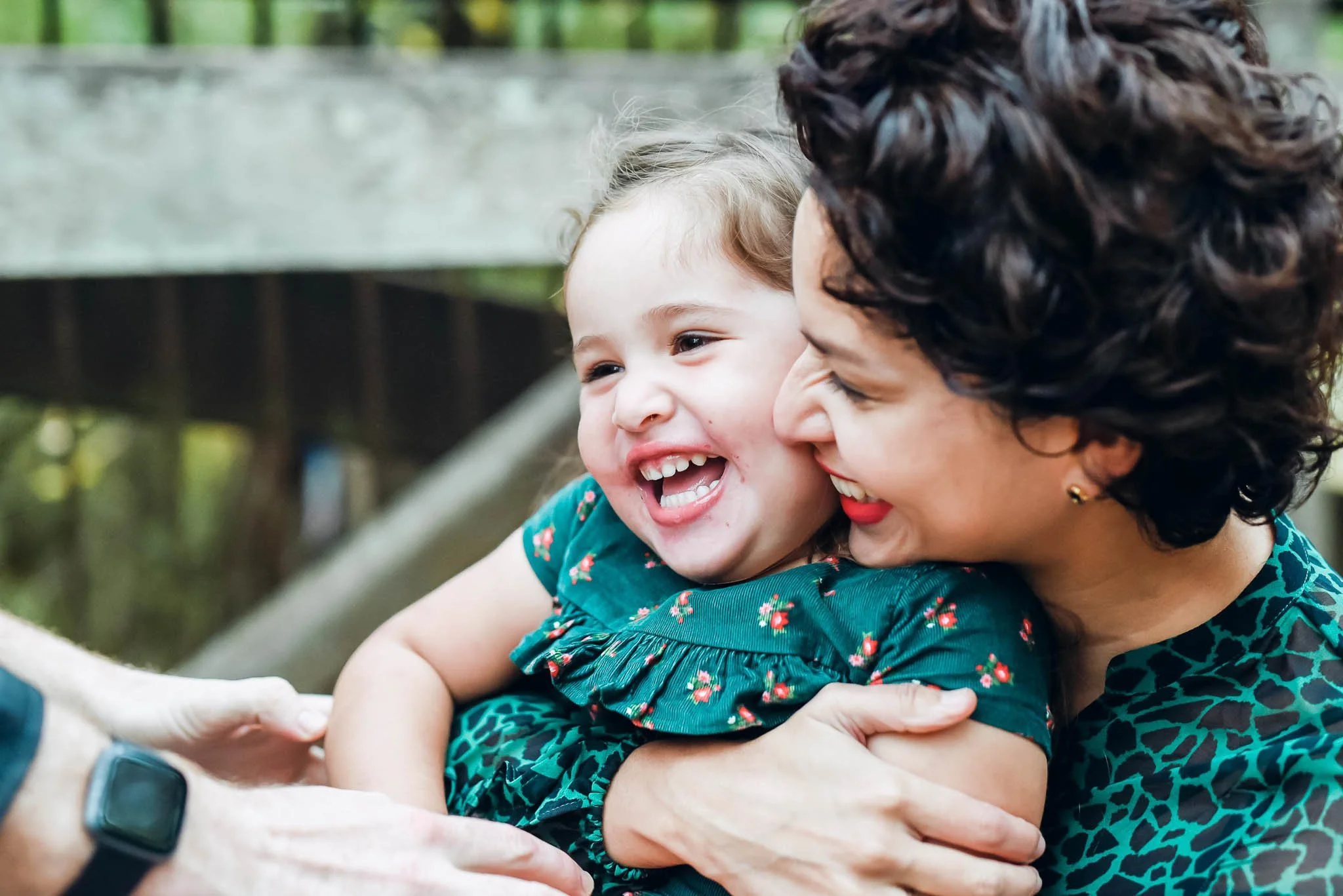 Real, joyful moments captured naturally. Stress-free lifestyle and family photography sessions that showcase authentic connections and memories.