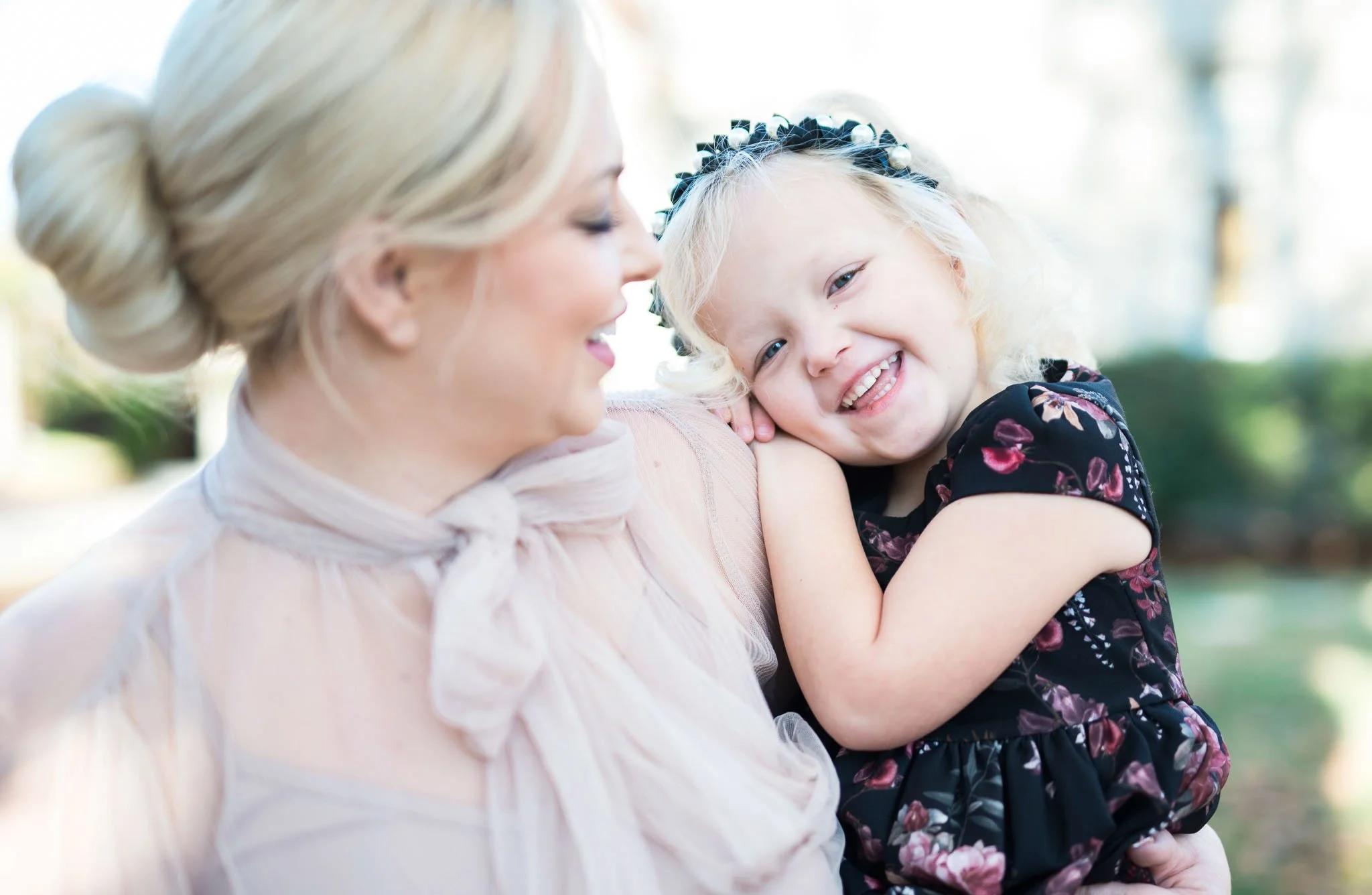 Real, joyful moments captured naturally. Stress-free lifestyle and family photography sessions that showcase authentic connections and memories.