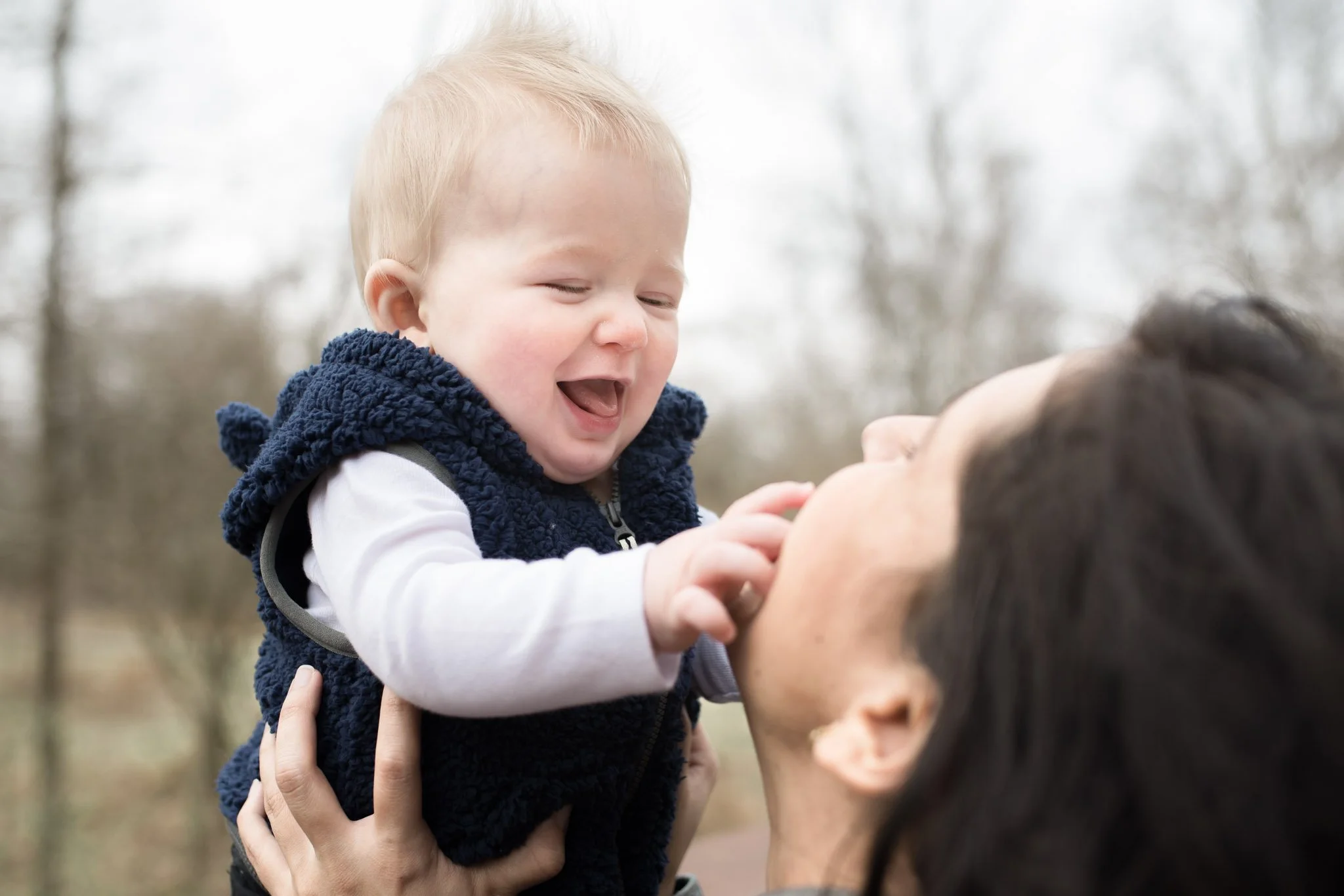 Real, joyful moments captured naturally. Stress-free lifestyle and family photography sessions that showcase authentic connections and memories.