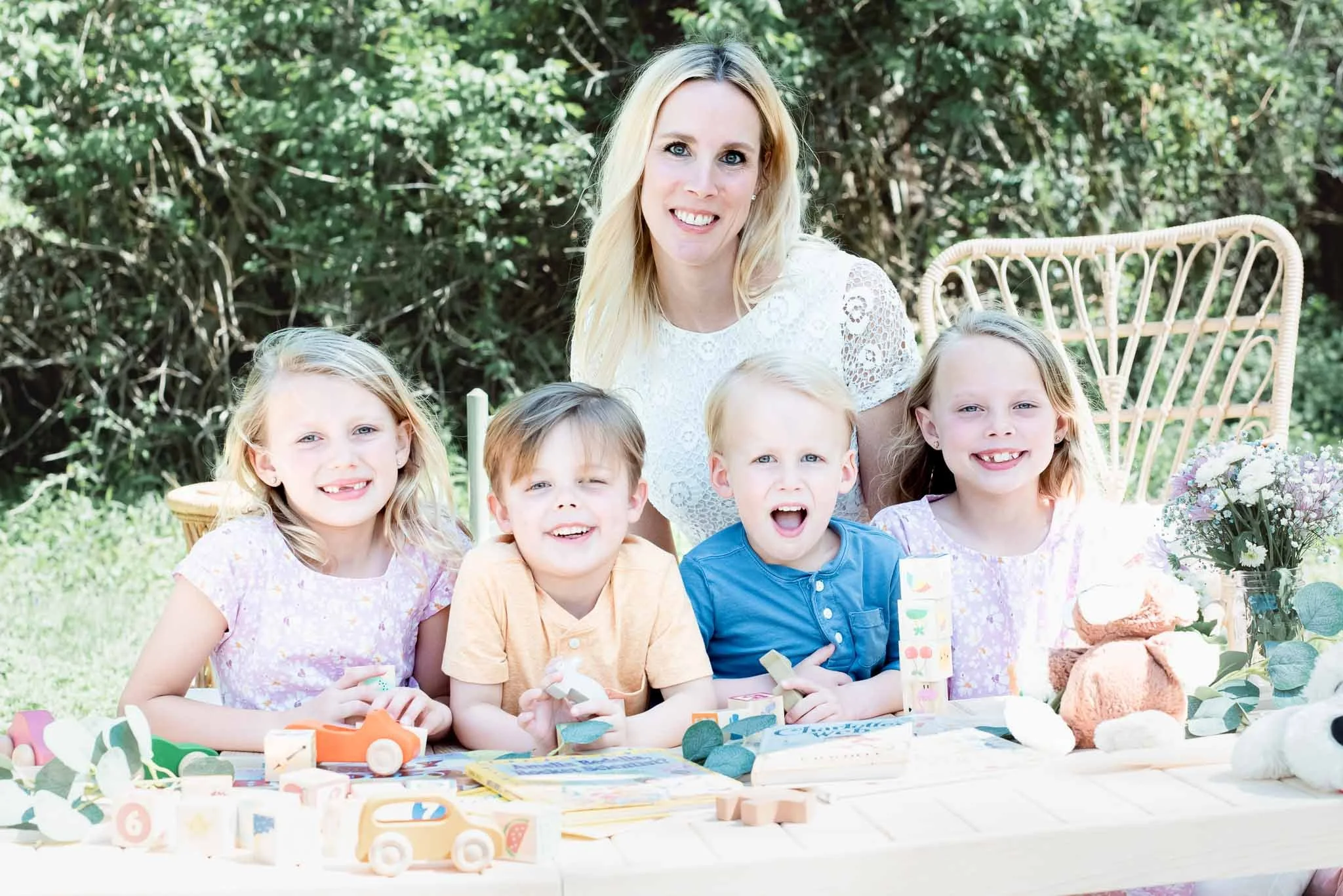 Real, joyful moments captured naturally. Stress-free lifestyle and family photography sessions that showcase authentic connections and memories.