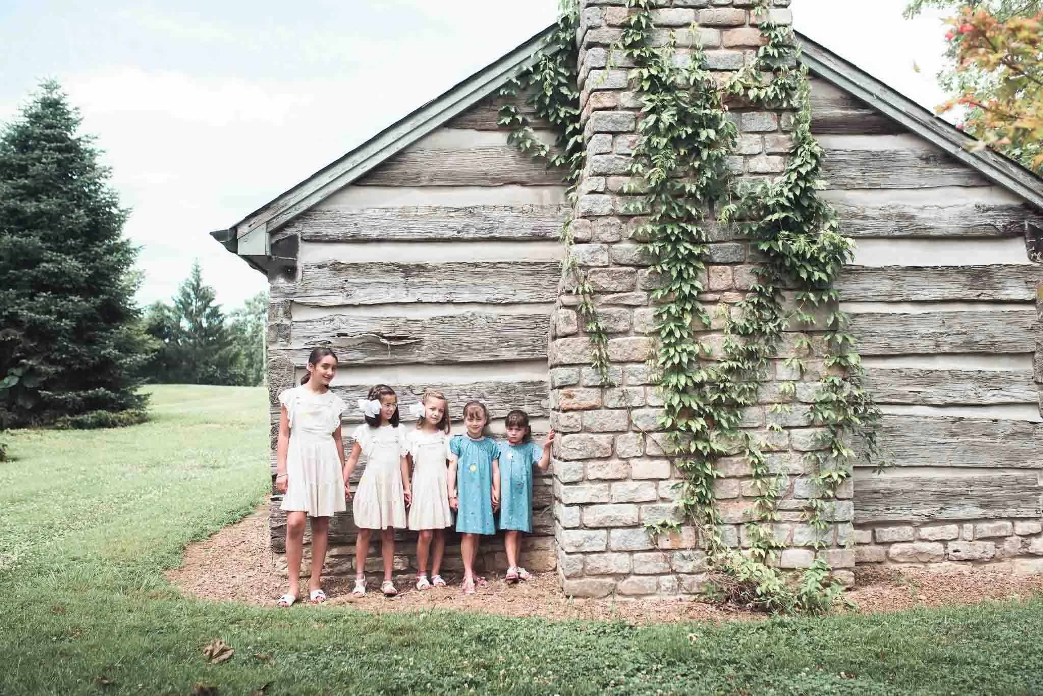 Real, joyful moments captured naturally. Stress-free lifestyle and family photography sessions that showcase authentic connections and memories.