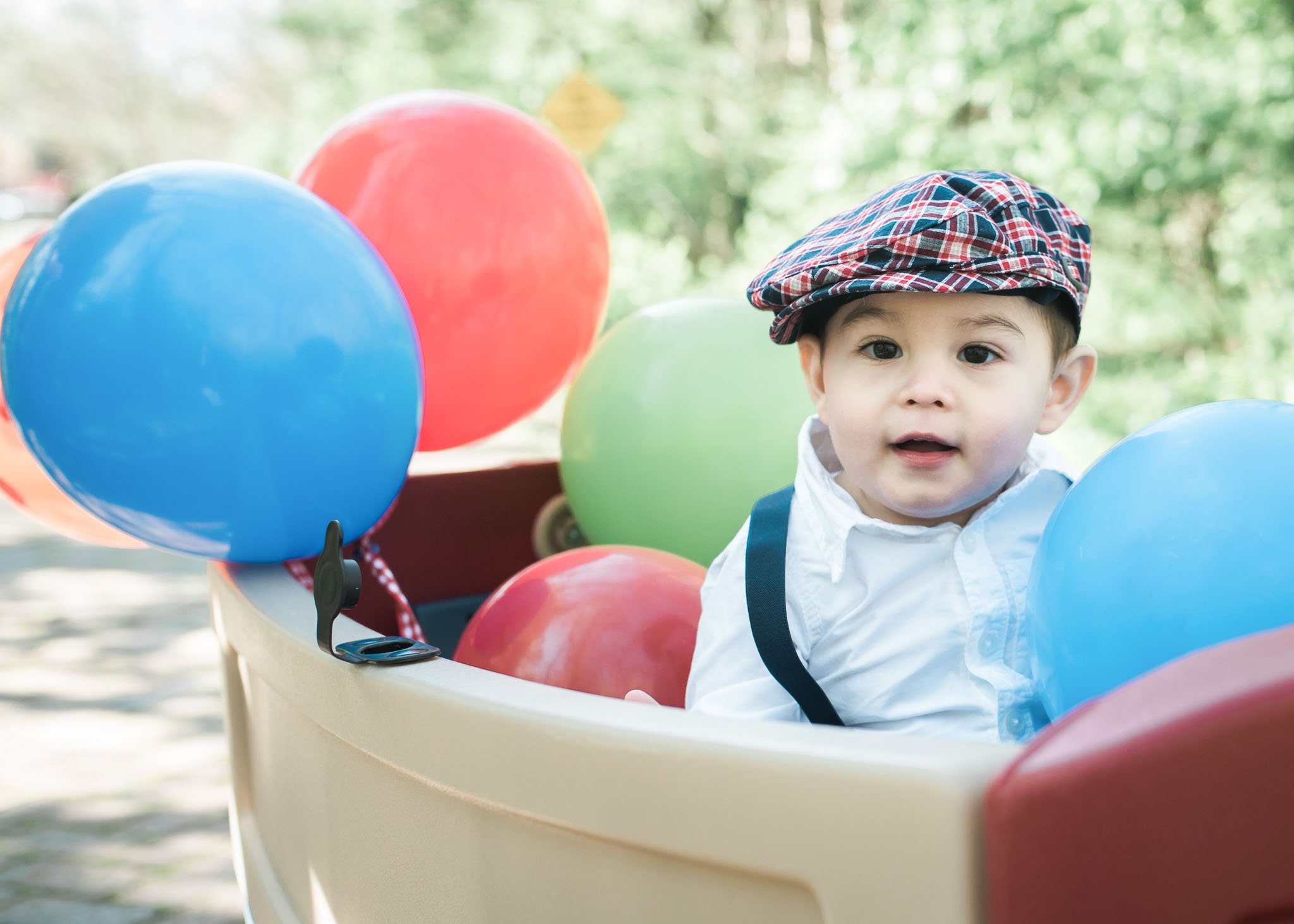 Real, joyful moments captured naturally. Stress-free lifestyle and family photography sessions that showcase authentic connections and memories.