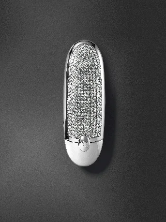 Stunning Queen Glint