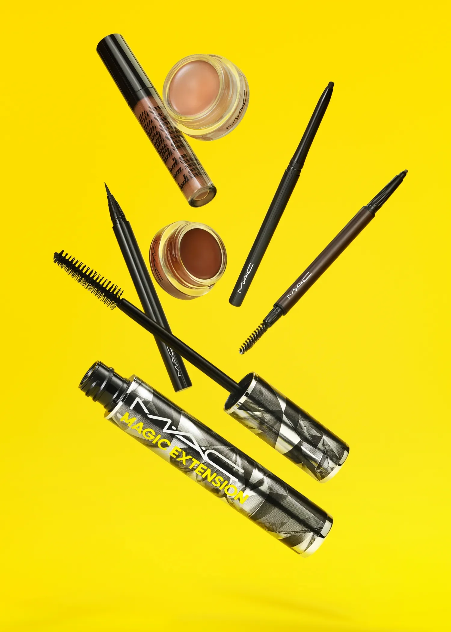 MAC Magic Extension Mascara Eye Group