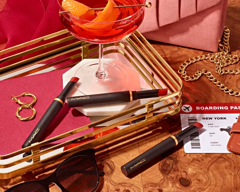 MAC Velvet Blur Stylized Travel