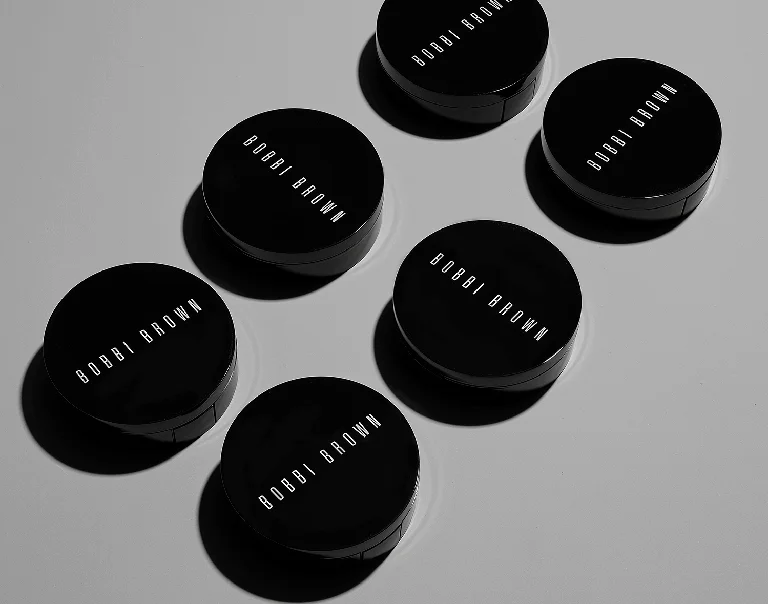 Bobbi Brown Foundation Compact gif