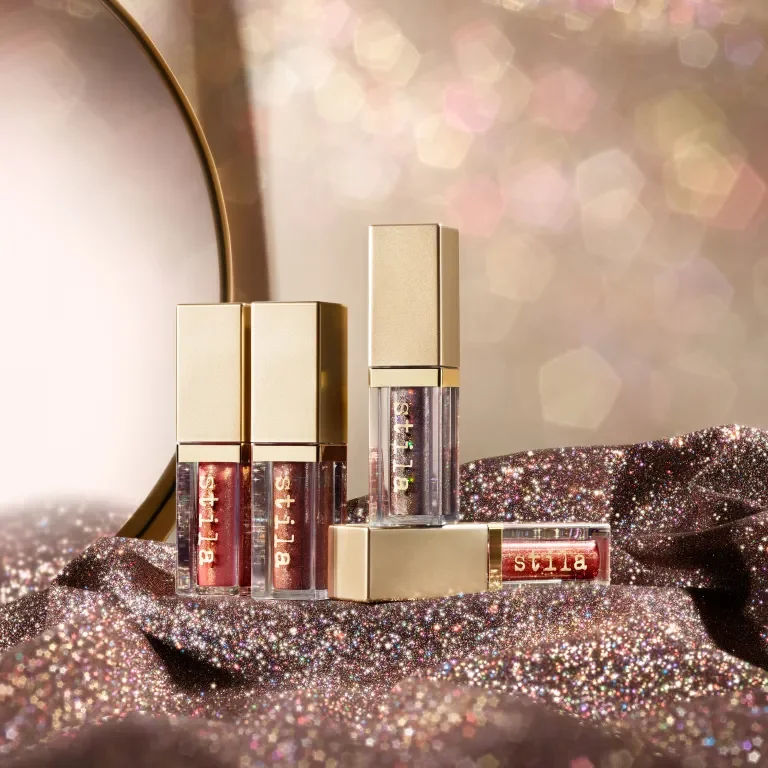 2101-01D-Fall_KV_GlitterEyeshadow-SQ