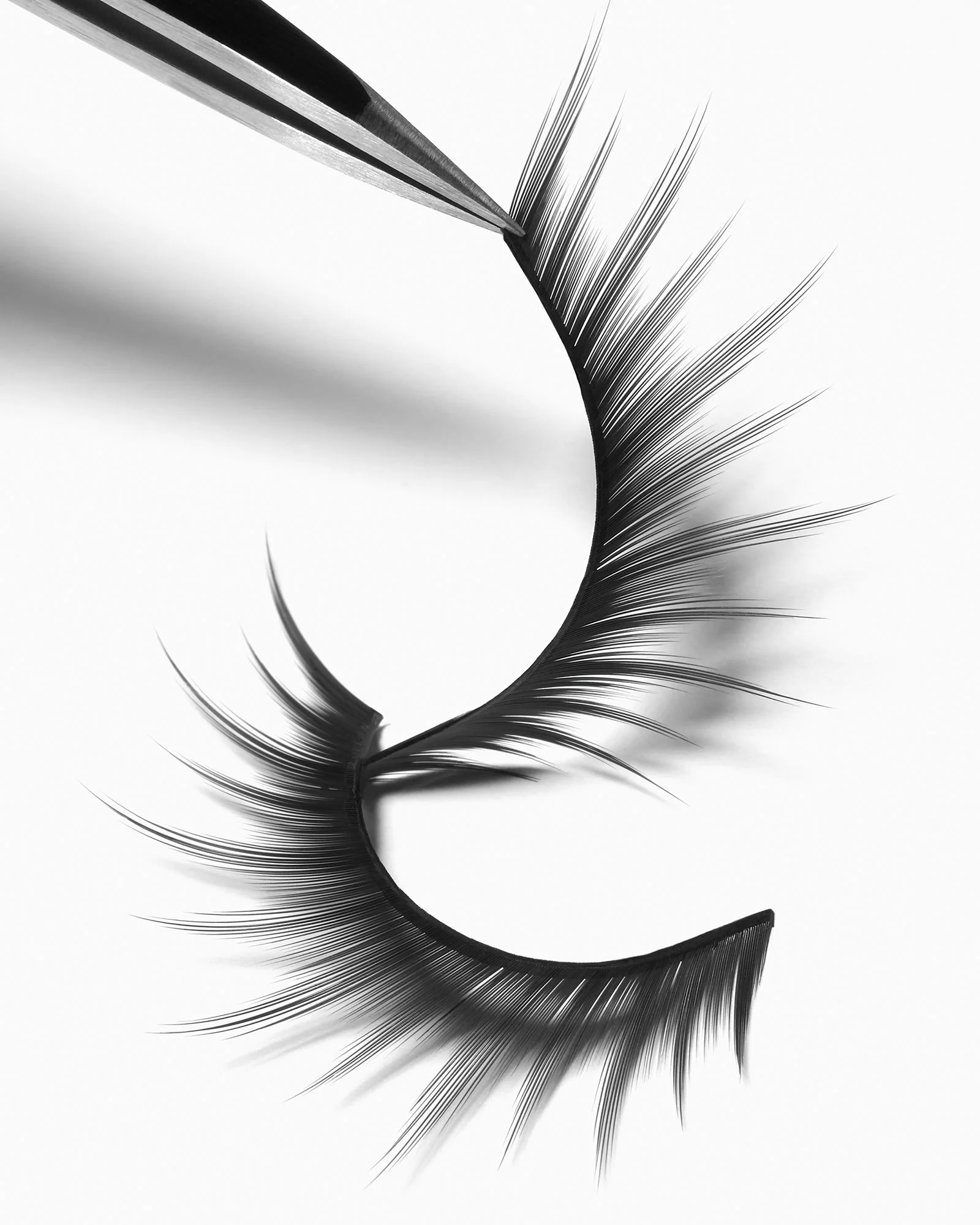 Tweezer Lash