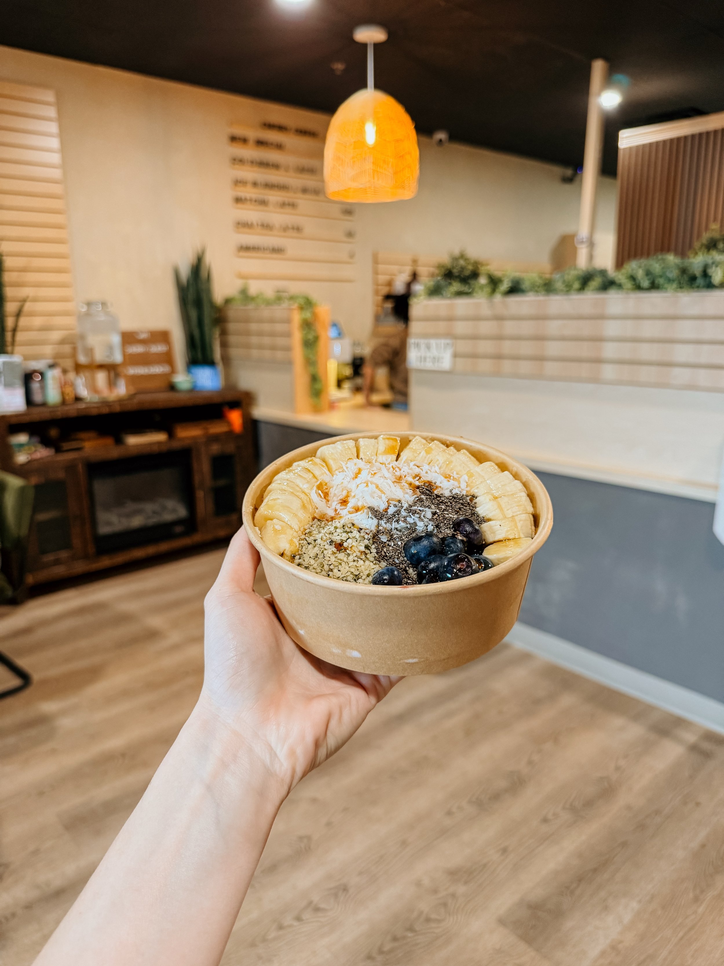 Favorite summer a&ccedil;ai bowls ☀️🥥
Meet our two tropical favorites:
🌺 The Hawaiian Bowl &mdash; a traditional a&ccedil;ai base topped with coconut, pineapple, blueberries, hemp hearts, chia seeds, granola, and a honey drizzle. Sweet, refreshing,
