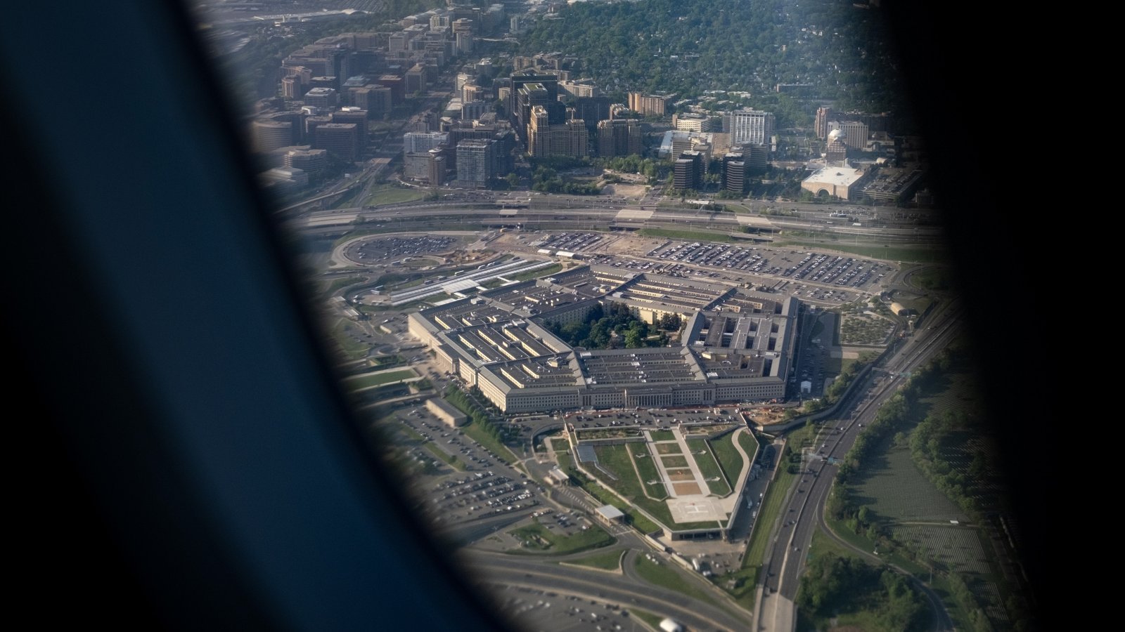 Пентагонът: Вътрешната сигурност е основен приоритет в новата Национална отбранителна стратегия
