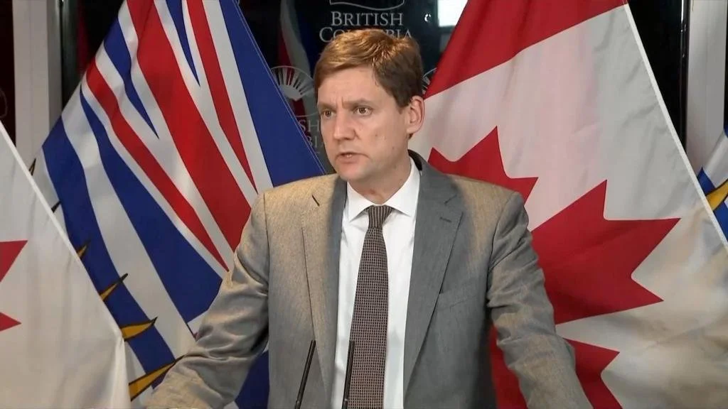 Канада в шок: Девет убити и 25 ранени при стрелба в канадско училище и жилище