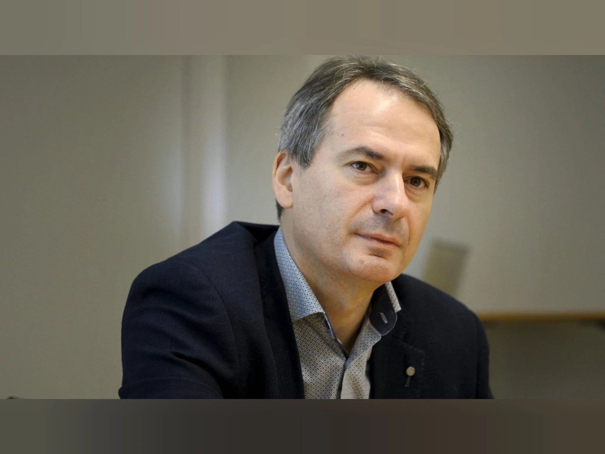 Христо Грозев ще подпомага Министерски съвет в борбата с дезинформацията и хибридните атаки

