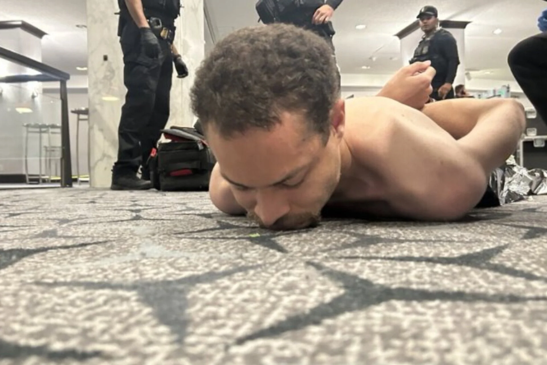 Стрелецът от вечерята на журналистите от Белия дом е обвинен в опит за убийство на президента на САЩ

