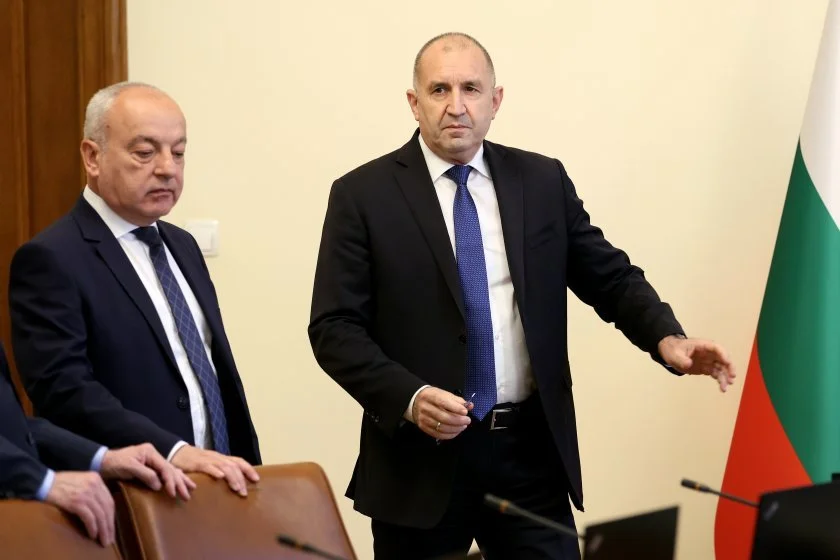 Премиерът Румен Радев обсъди с Доналд Тръмп отпадането на визите за българите


