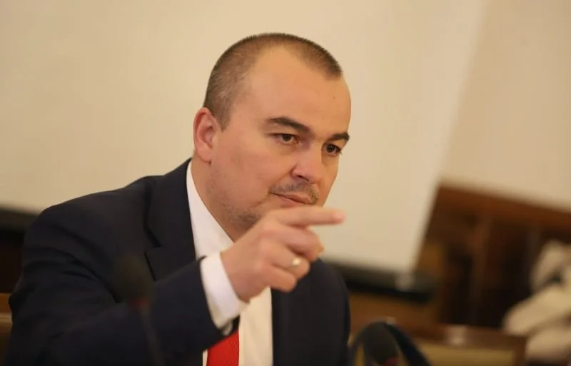 Министър Абровски към кмета на Варна: Съборете незаконното селище в „Баба Алино“, природата е съсипана

