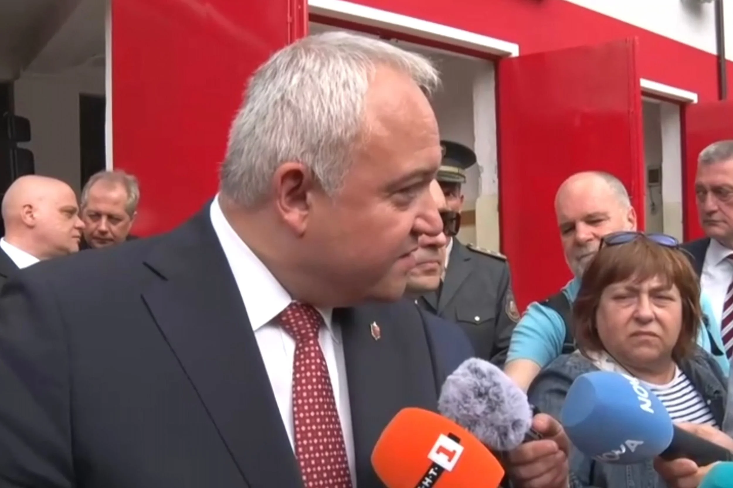 Иван Демерджиев: Има данни за политически чадър и пране на пари зад „незаконния град“

