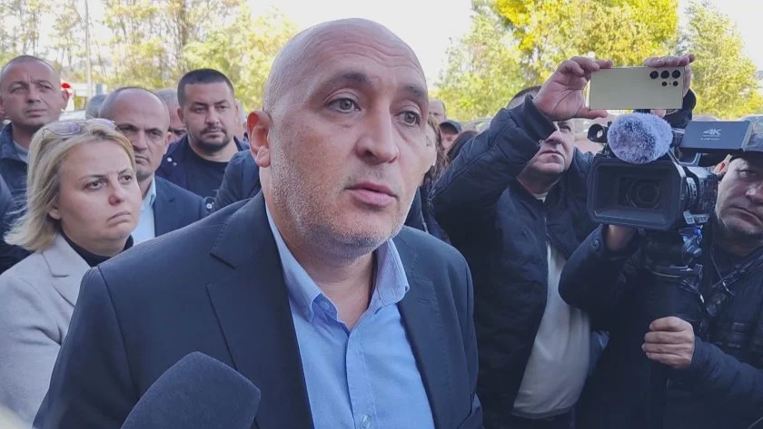 Напрежение в Кърджали: МВР разпита кмета Ерол Мюмюн след сигнал за натиск над бивша служителка

