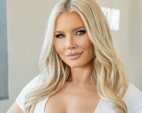 Carrie Minter Ebers,  CARRIE’S PILATES - FOUNDER