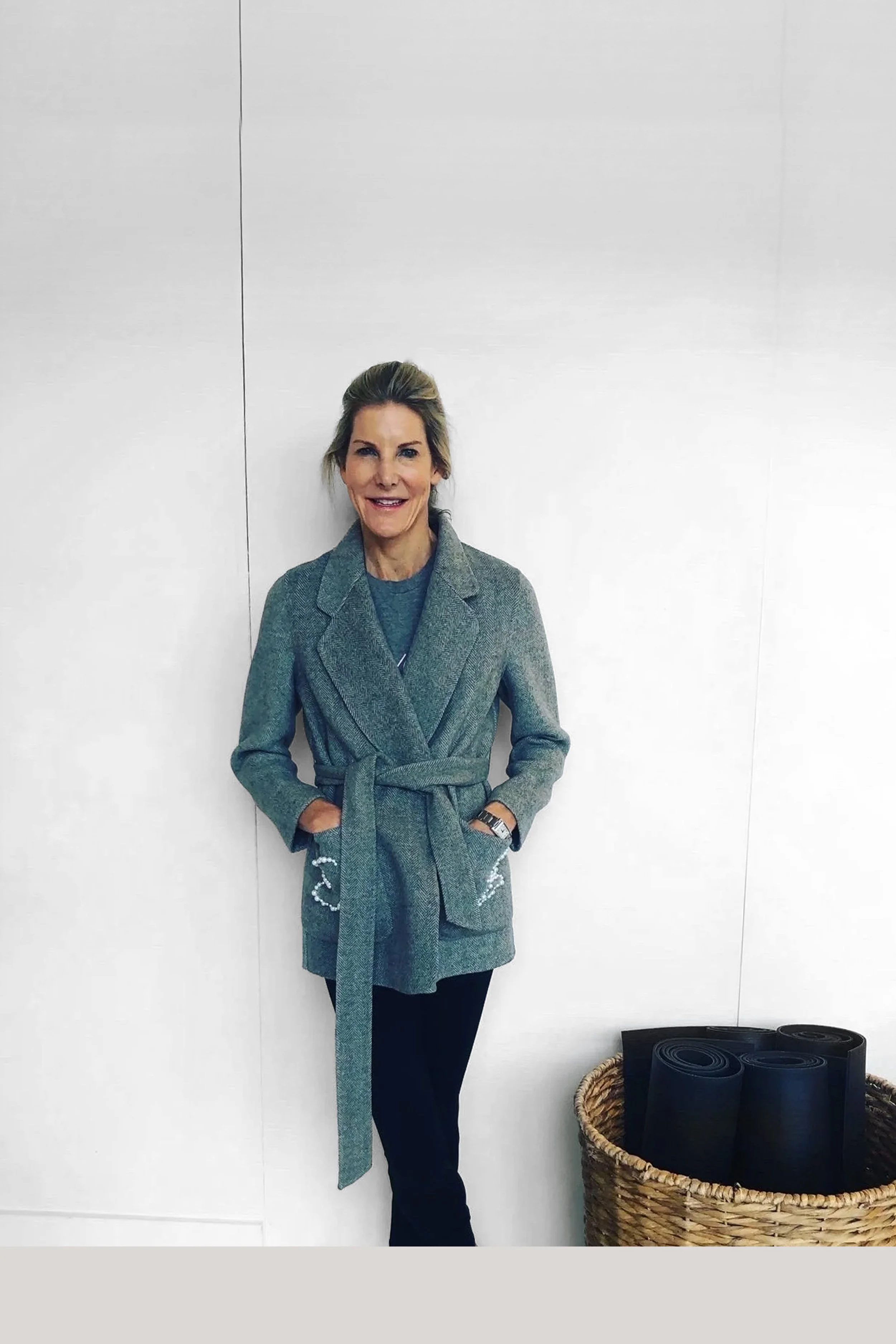 Aurea Dempsey - Portrait picture