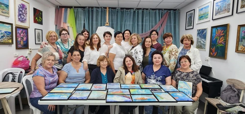 Women Illustrate Torah: “Noah’s Ark — Hope Among the Waves”