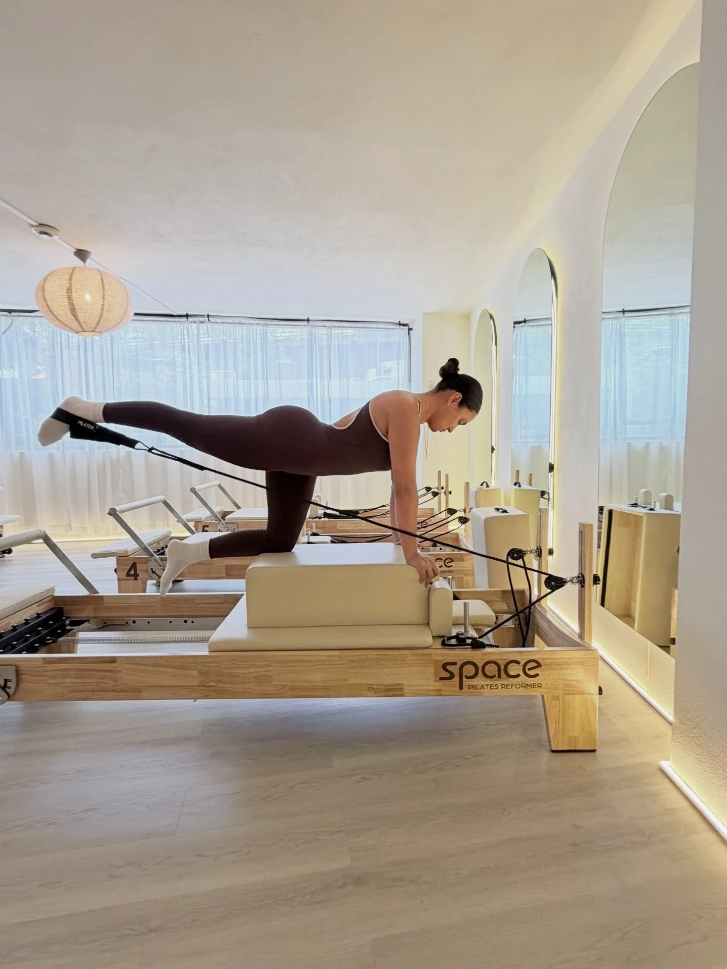 Fuerza, control y conexi&oacute;n en cada movimiento!

Pilates no es solo ejercicio&hellip; es aprender a usar tu cuerpo de verdad 🤍

Si ya tomaste clase conmigo, sabes de lo que hablo 😉
Y si no&hellip; &iquest;qu&eacute; est&aacute;s esperando?

A