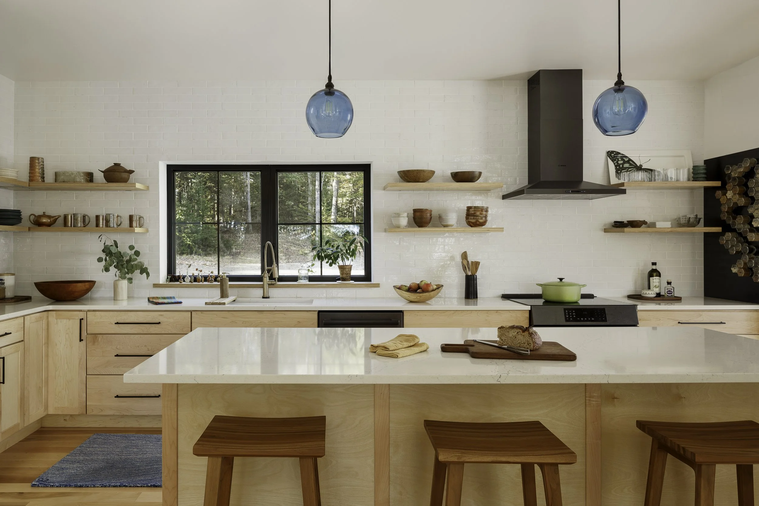 BBH_TreasurePt_Int_Kitchen 2.jpg