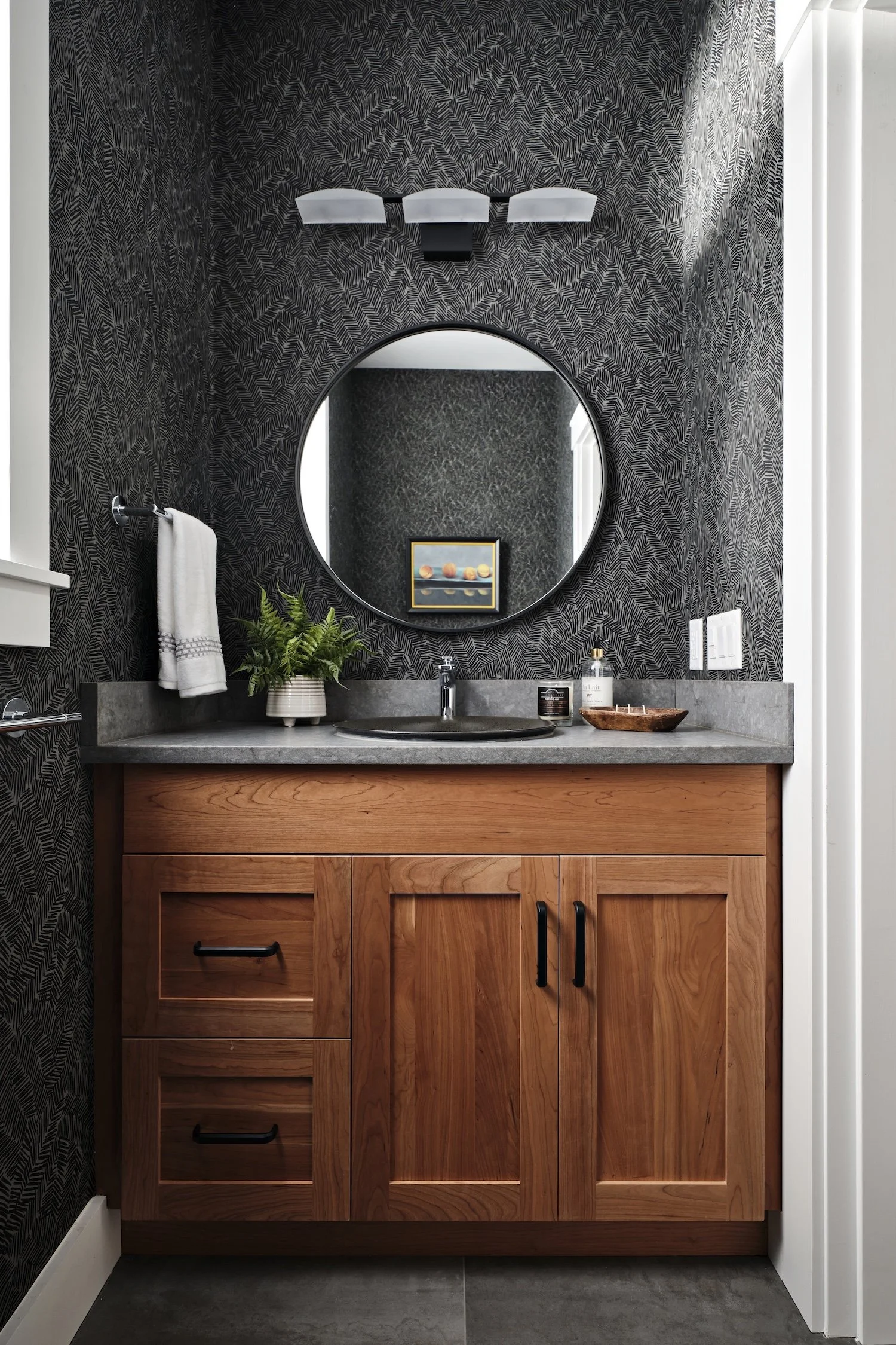 Build a Sustainable Home: Eco-Friendly Tips