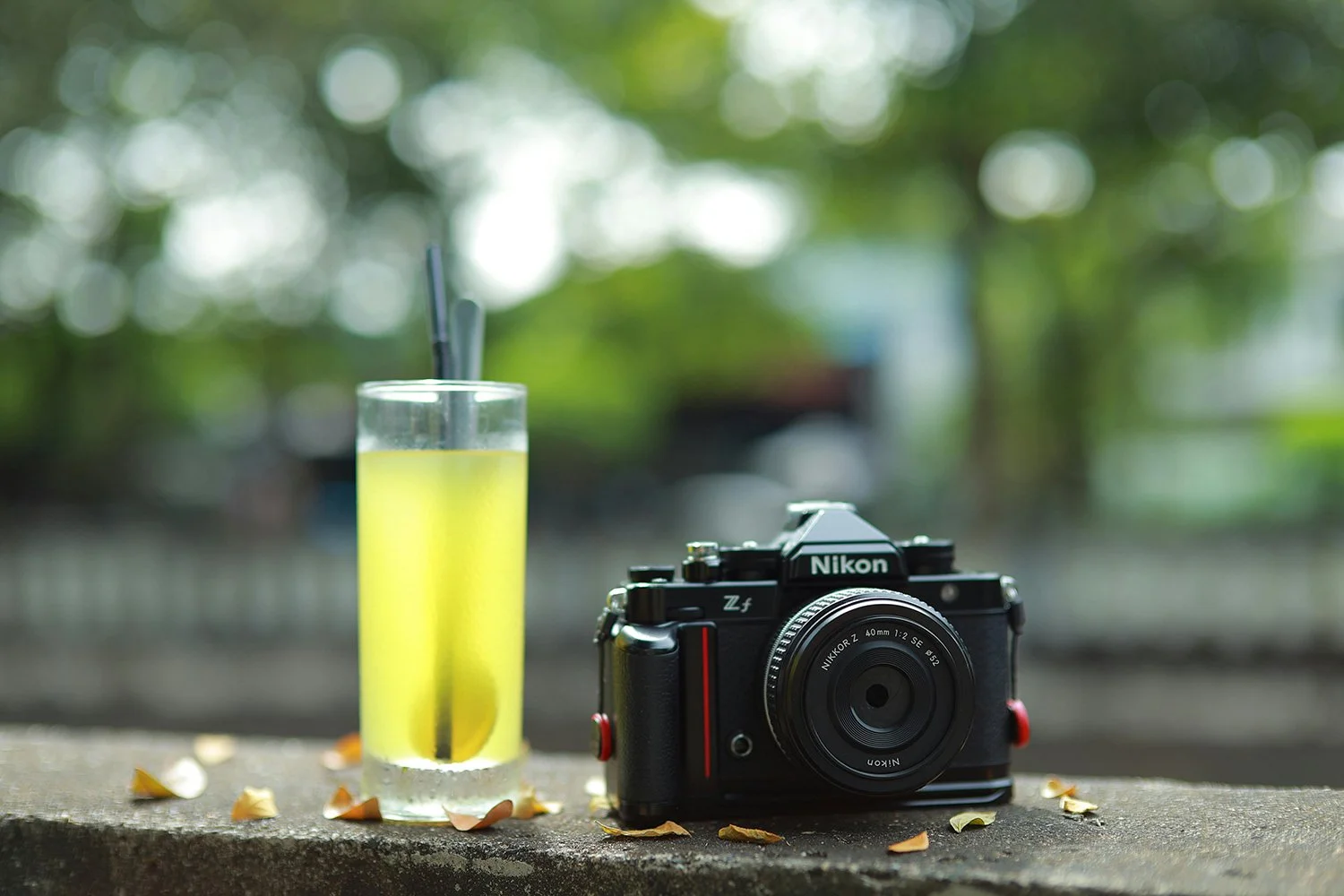 nikon-zf-with-z-40mm-lens-lemonade-lifestyle.jpg.jpg