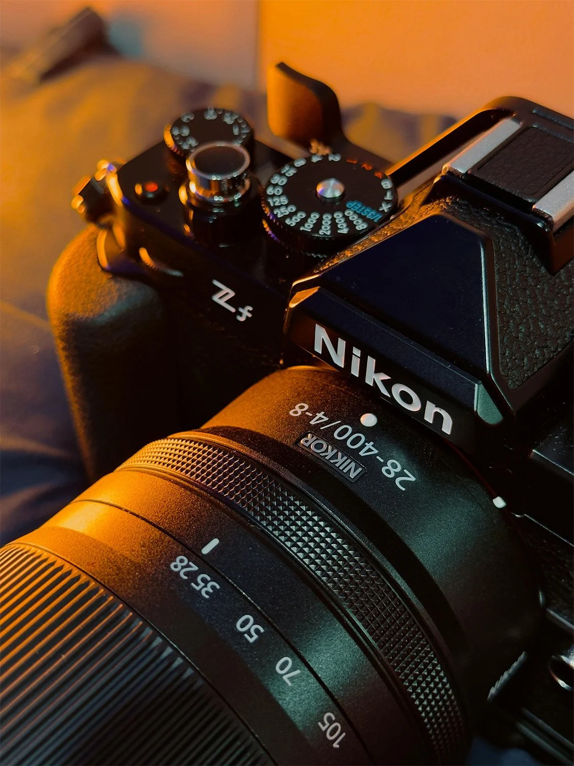 nikon-zf-with-z-28-400mm-lens-top-plate-detail.jpg.jpg