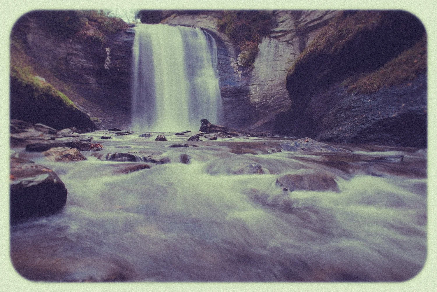 looking-glass-falls-north-carolina.jpg.jpg