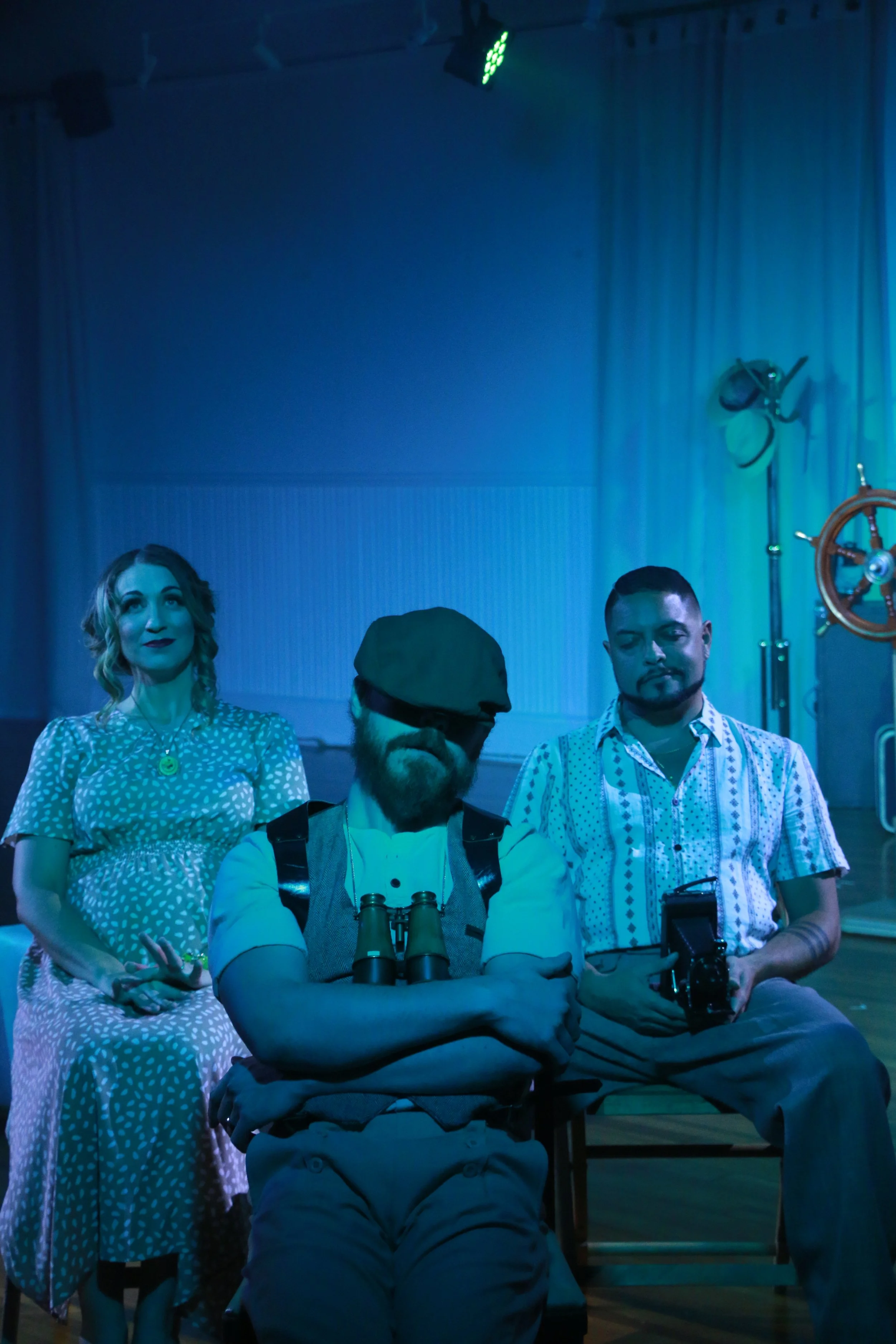 things-to-do-in-eureka-springs-silence-in-the-jungle-live-theater.JPG