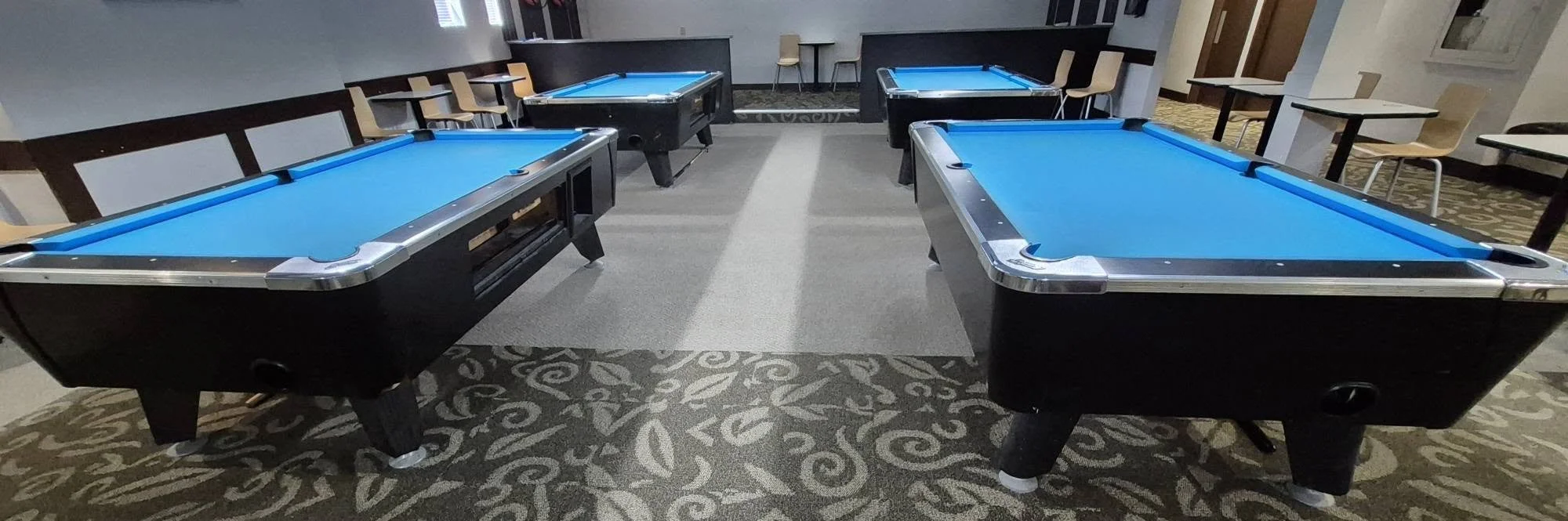 pool table 3.jpg