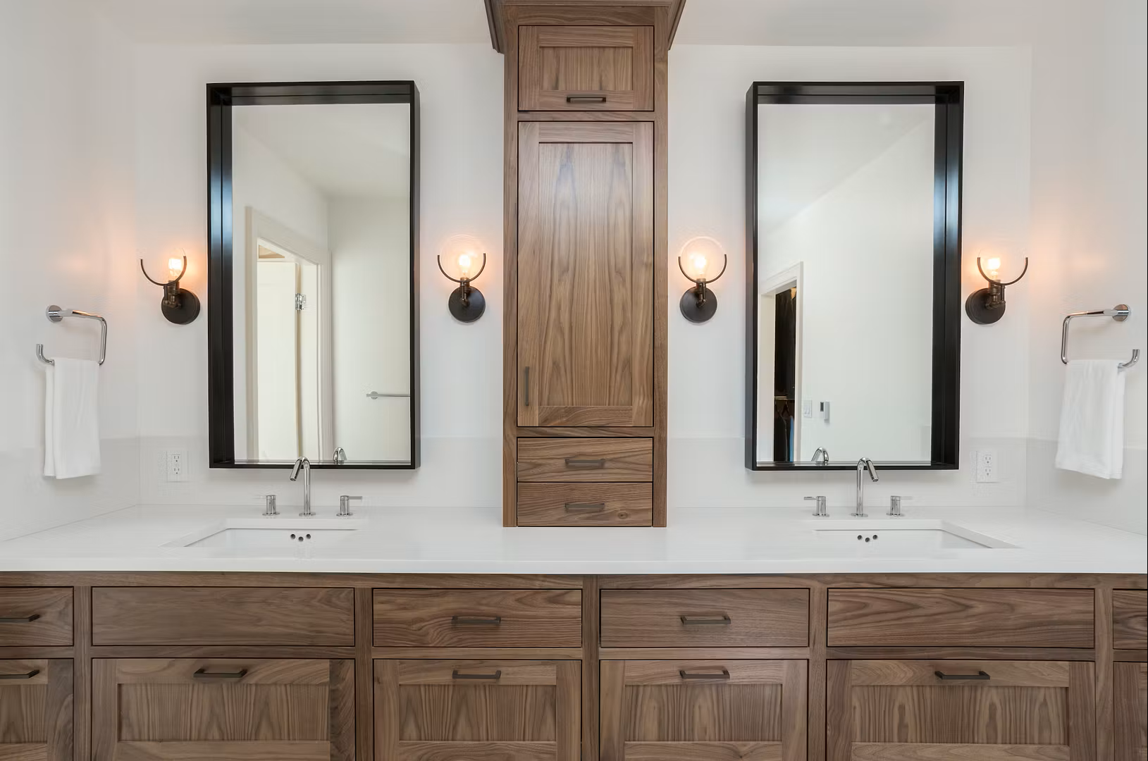 custom-cabinetry-luxury-bathroom-remodel-calabasas-ay-builders.png