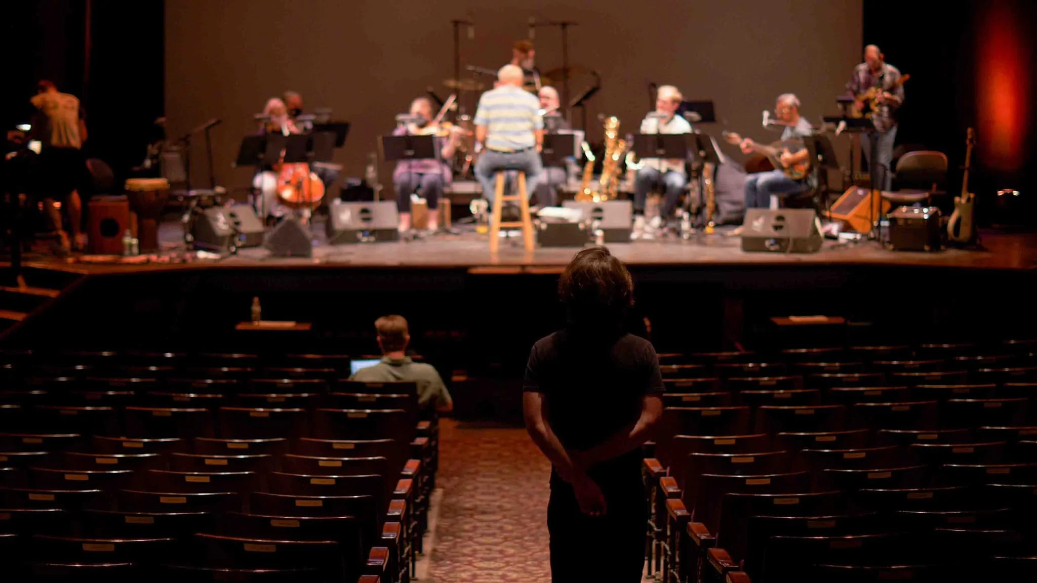 Esteban-LV-Jason Smith-2.jpg