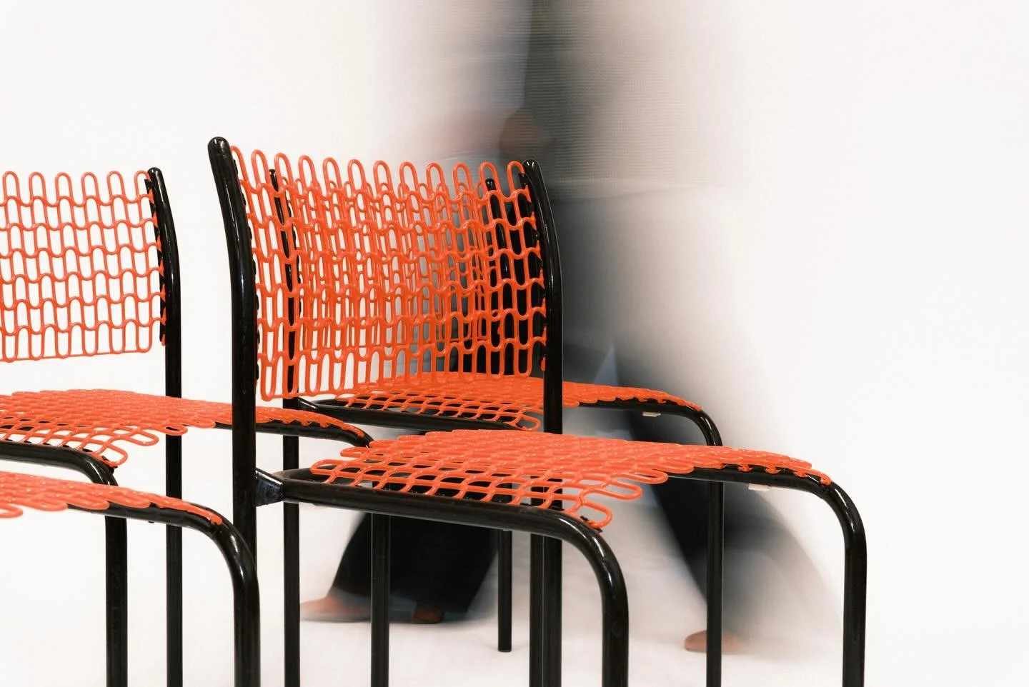 Sof-Tech Chairs by David Rowland for Thonet 🪑

Don&rsquo;t let the looks fool you, these chairs are surprisingly comfortable. I had a blast styling them against an unexpected pairing: a rustic table. The contrast just works. Something about the comb