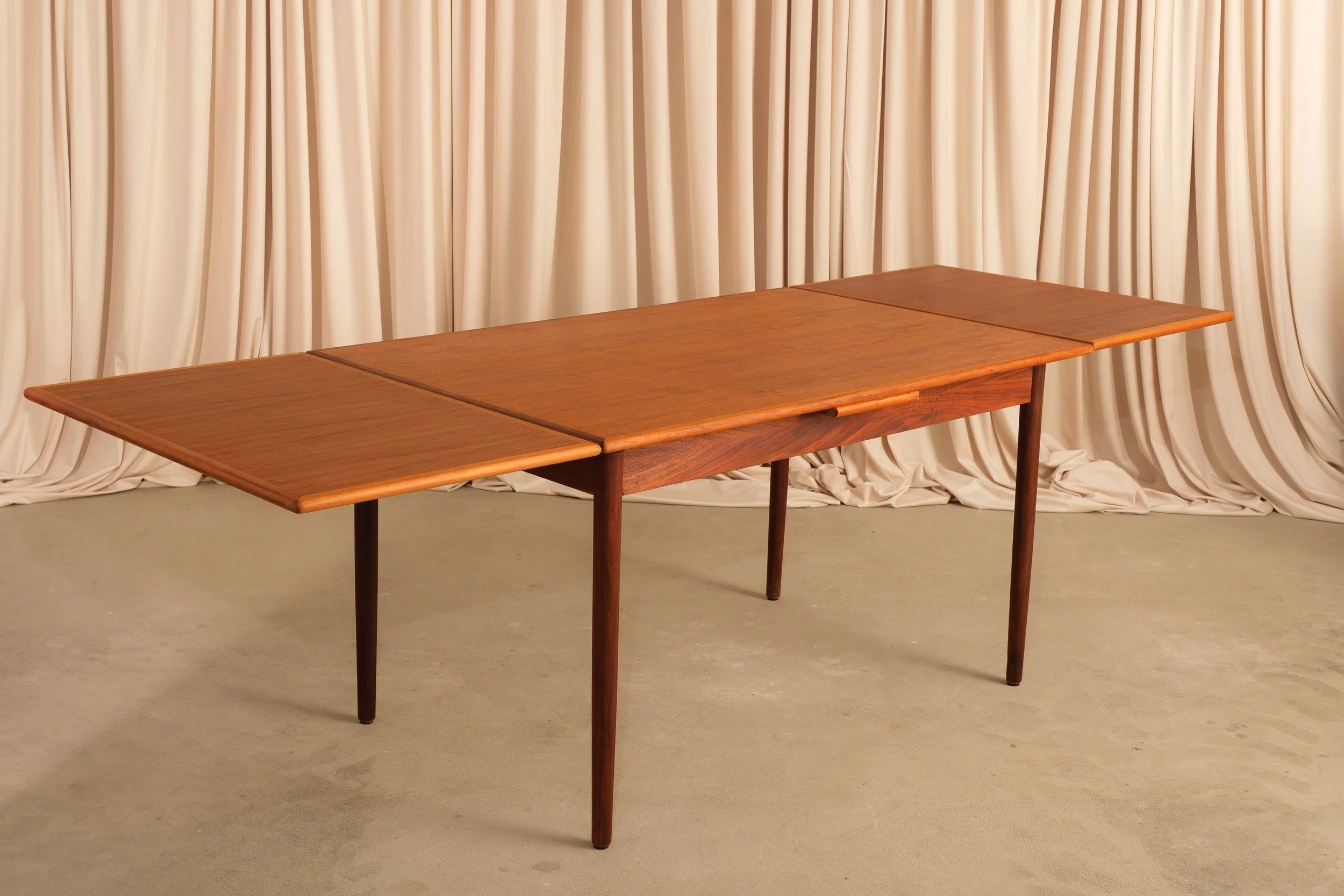 Extendable Dining Table by Dyrlund, 1970s
