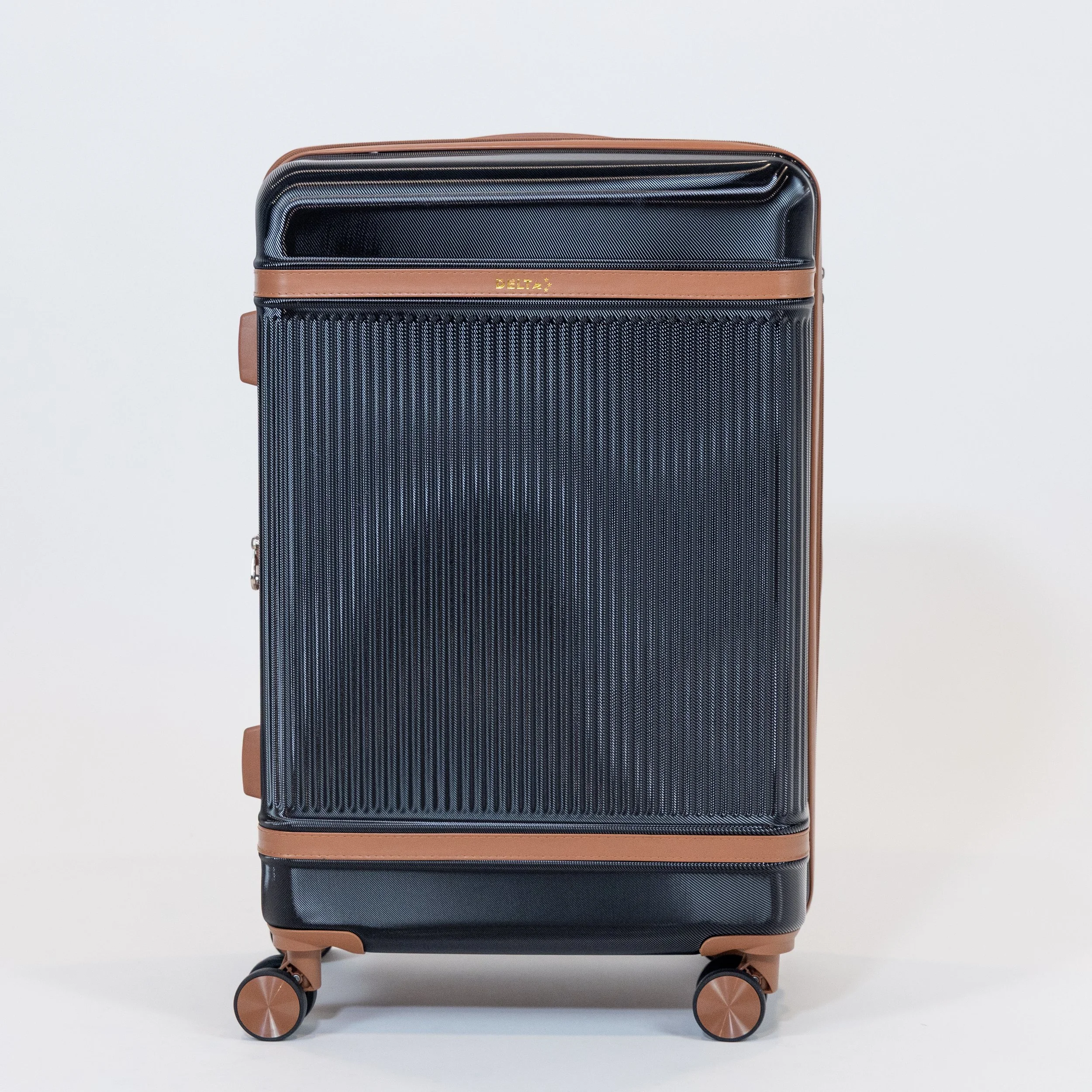 DELTA LIBERTY 28" CHECK IN LUGGAGE