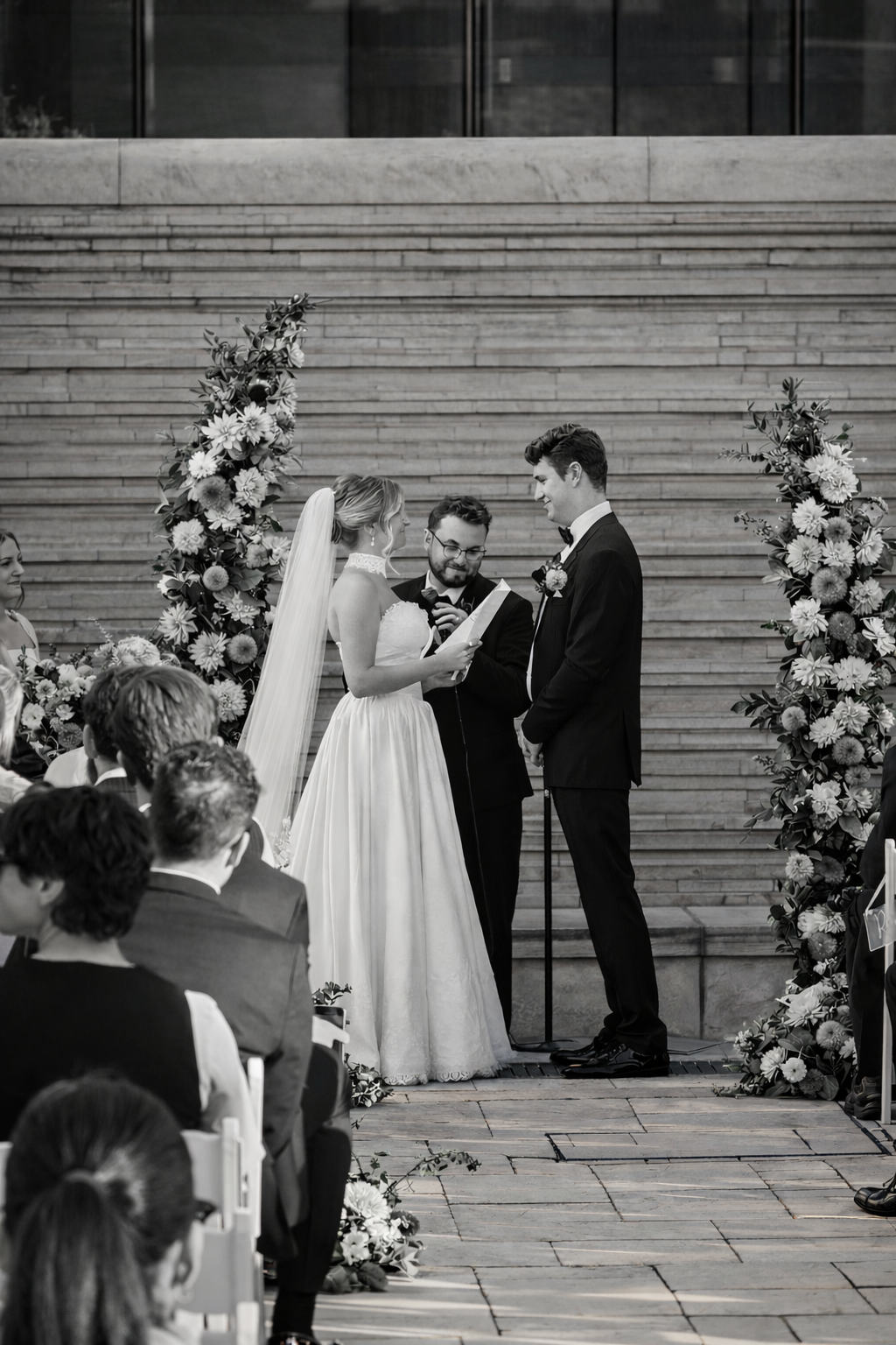 Wedding Ceremony, Grand Rapids Art Museum, Pocket Park