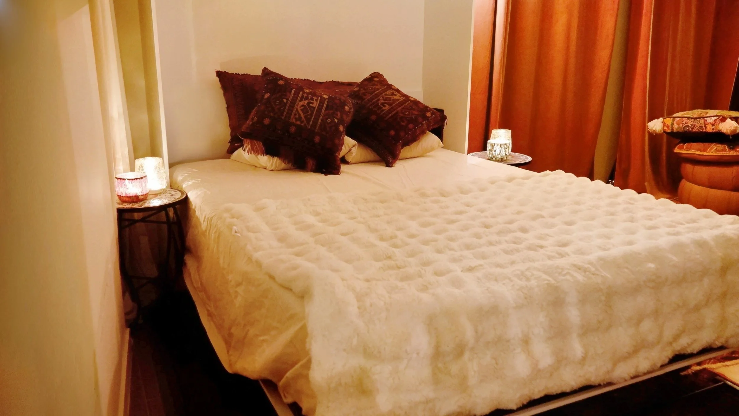 bed..jpg
