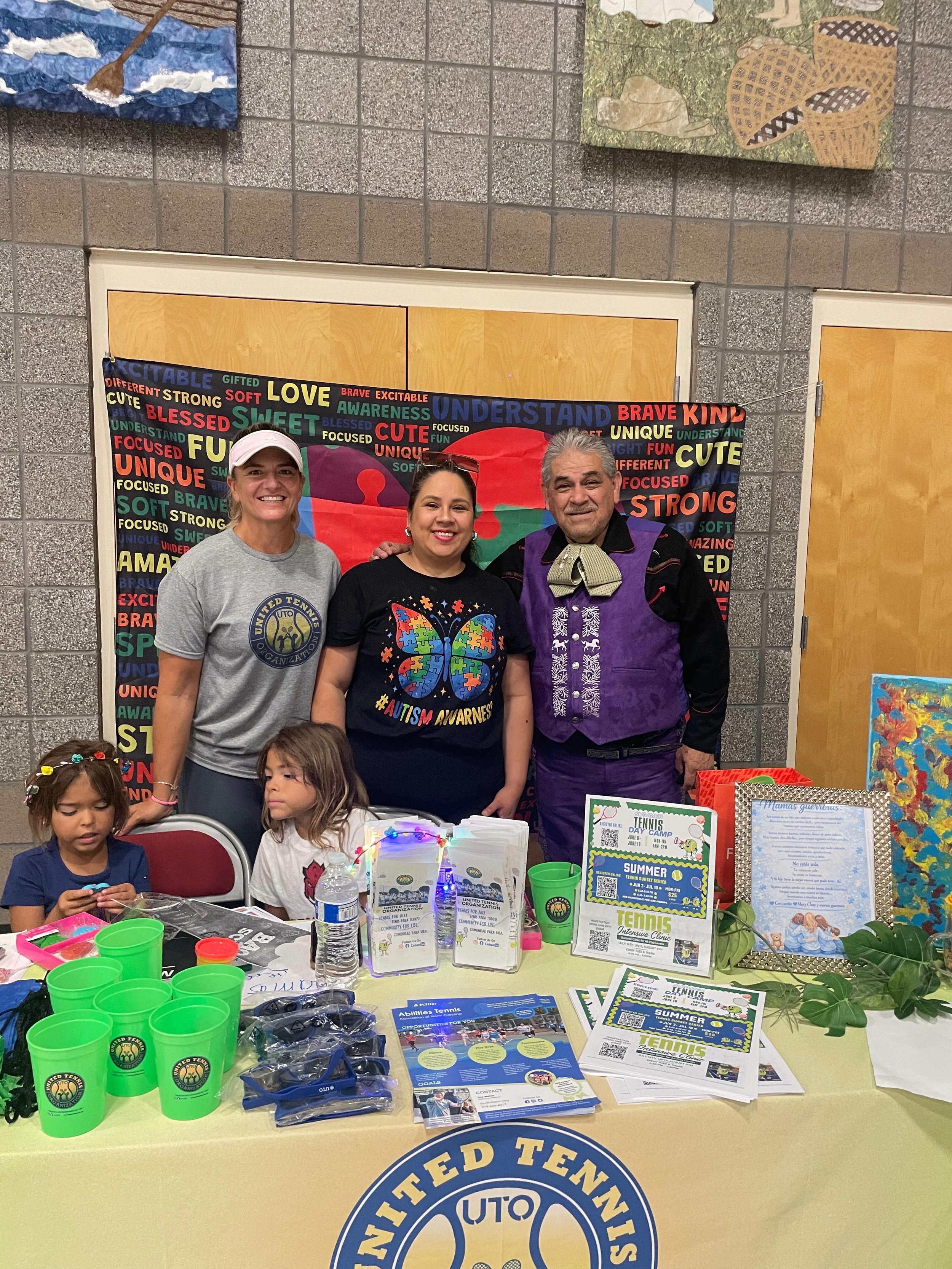🎾 Today, we had the opportunity to attend the Resource Fair organized at St. Andrew&rsquo;s Church in Charlotte, thanks to the invitation from &ldquo;Mam&aacute;s Guerreras de Ni&ntilde;os con Autismo.&rdquo;

It was a pleasure to connect with the c