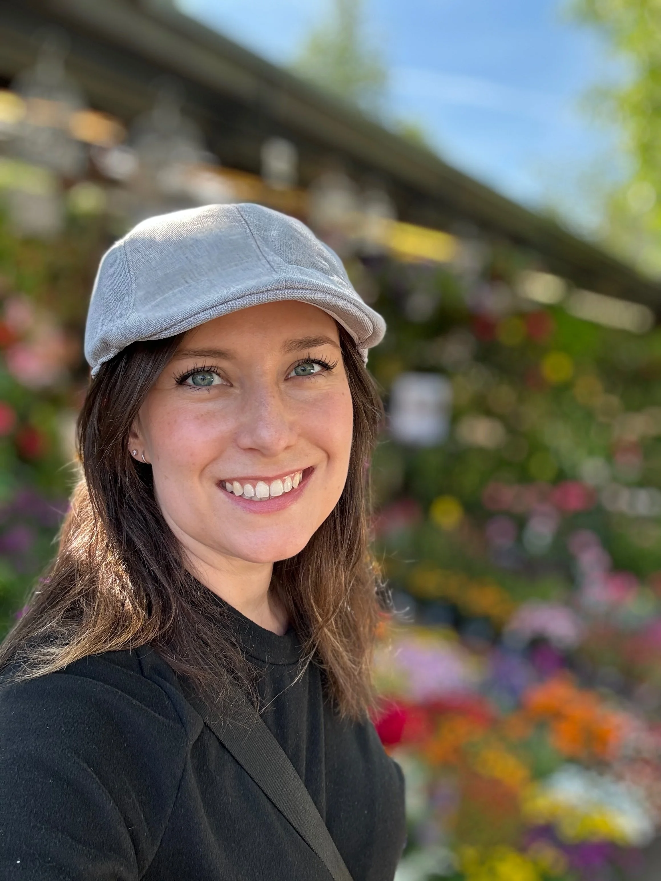 sarah_hat_flower market_france.jpg