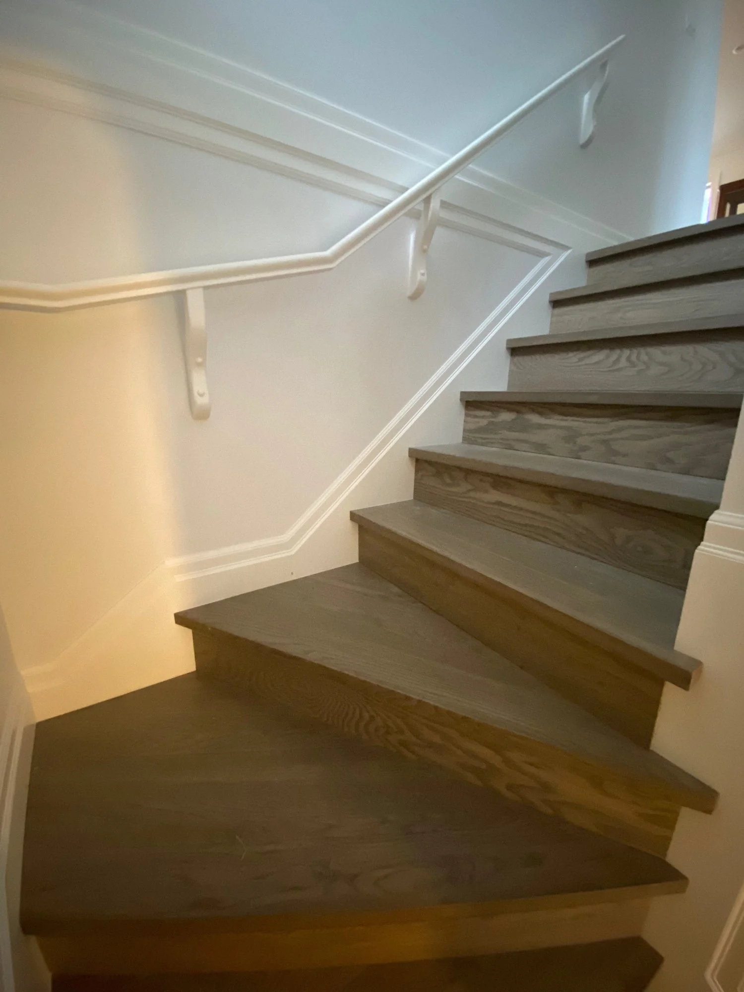 Killarney St. Vancouver - Custom Oak Staircase