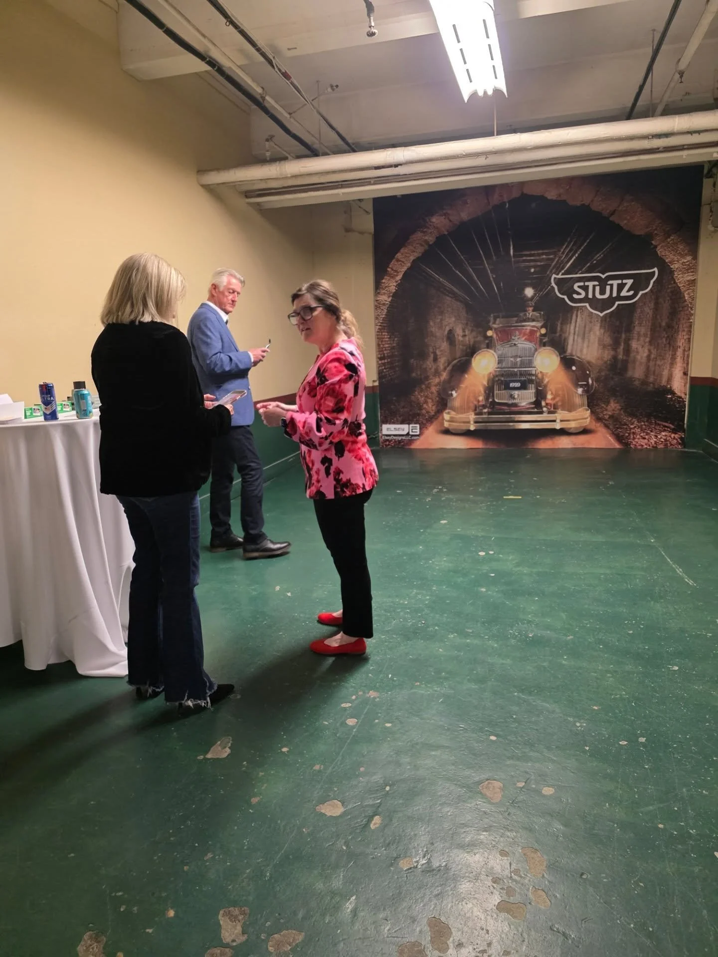 Mural Photos at Easel.jpg