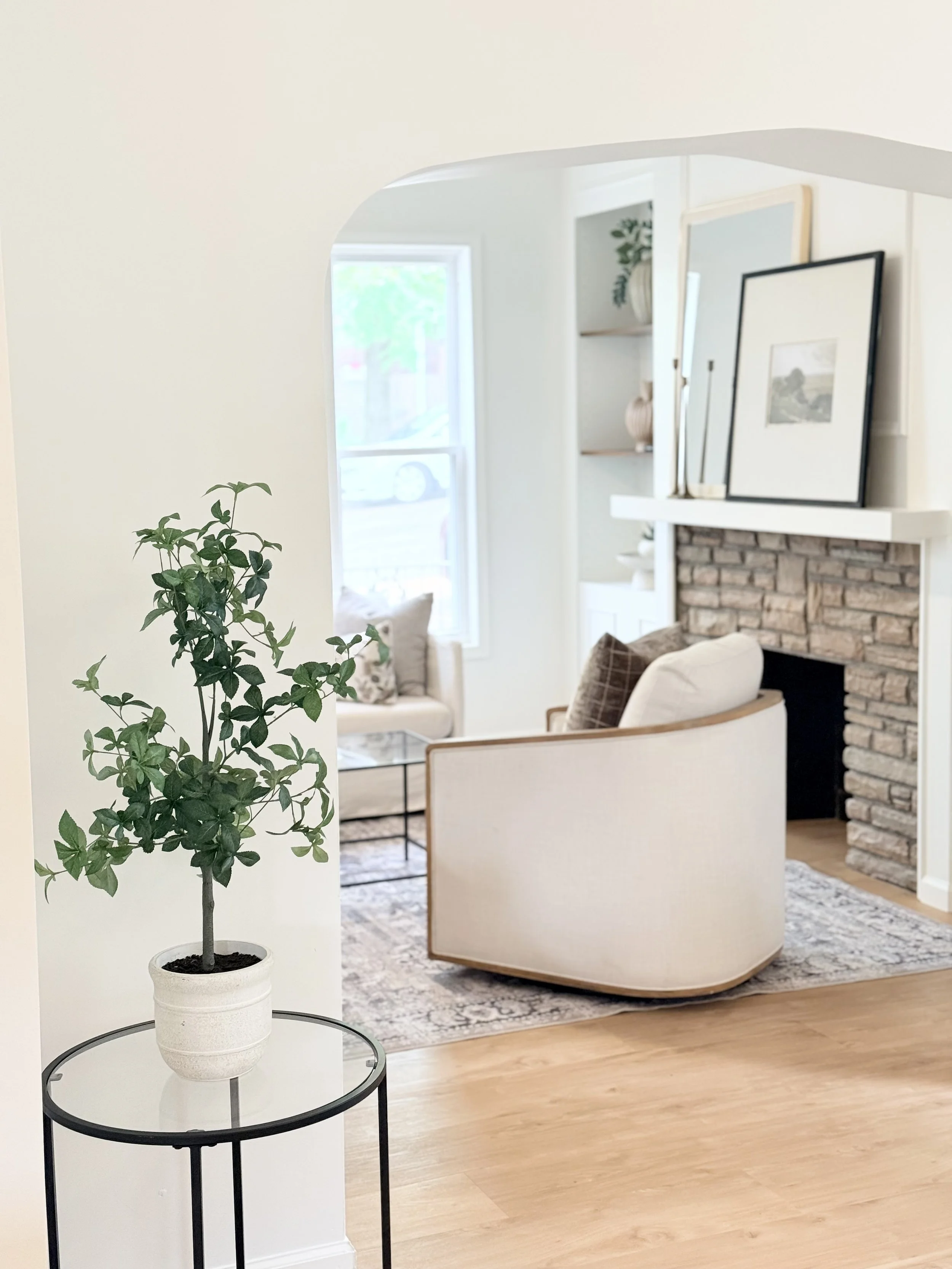 Vacant staging