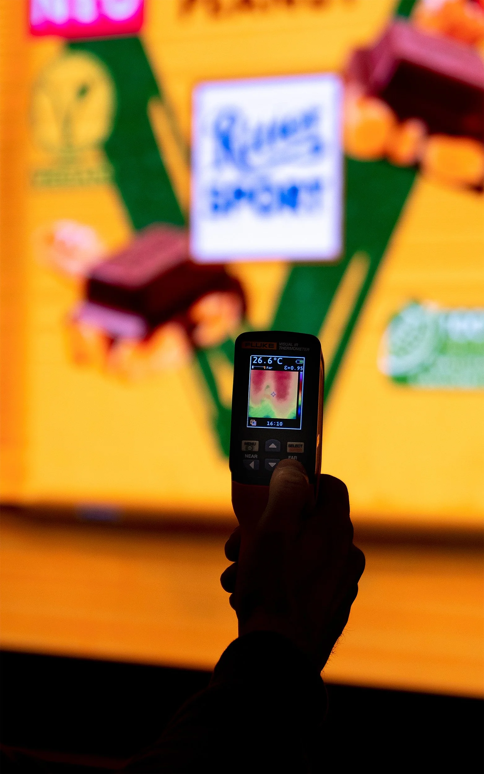 LED Screen Wärmebildkamera.jpg