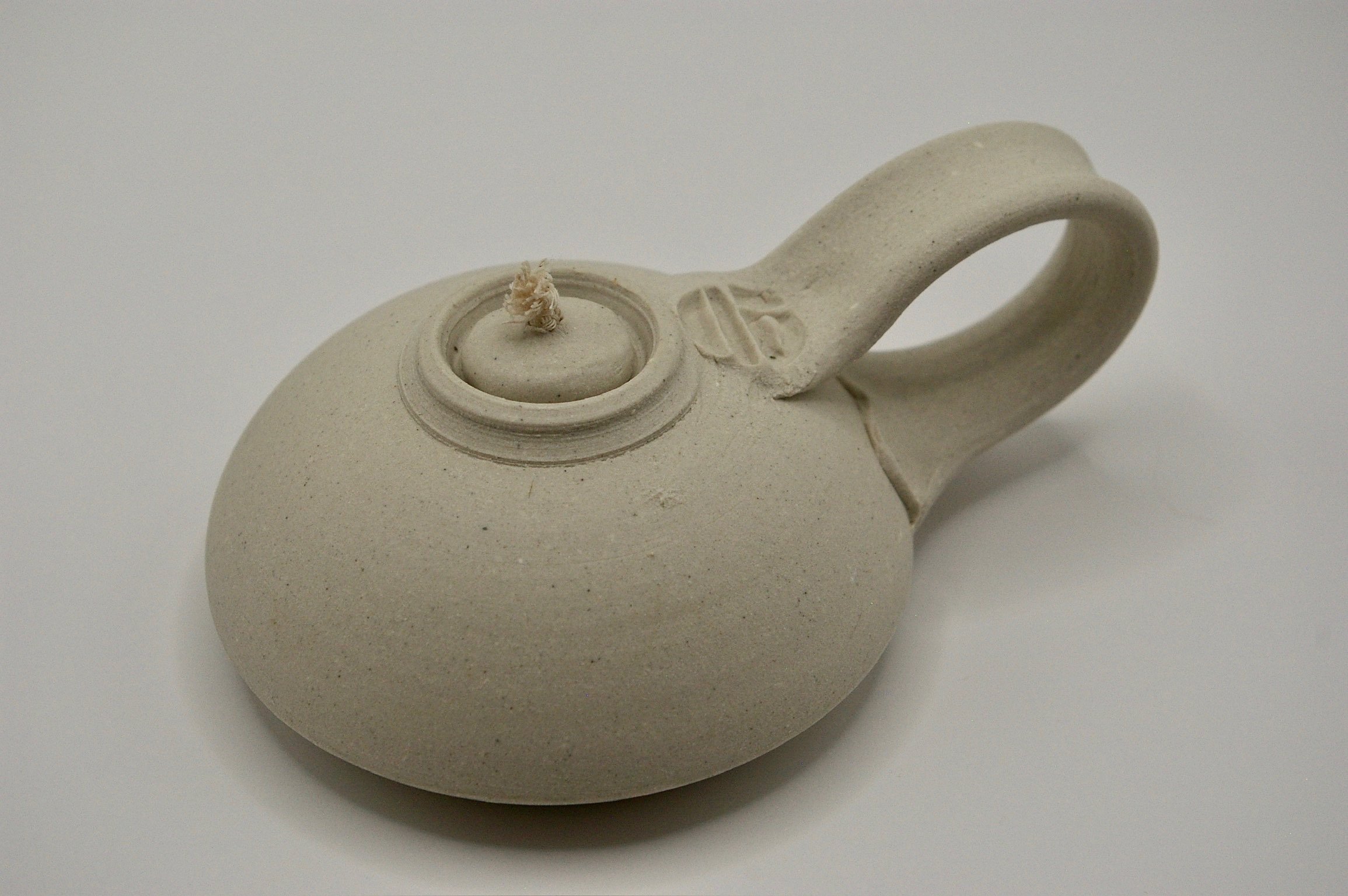 Porcelain Oil Lamp - Raw