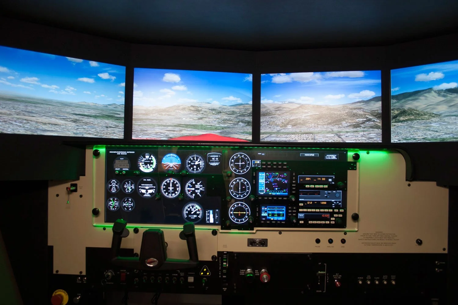 Simulator RedBird FMX AATD