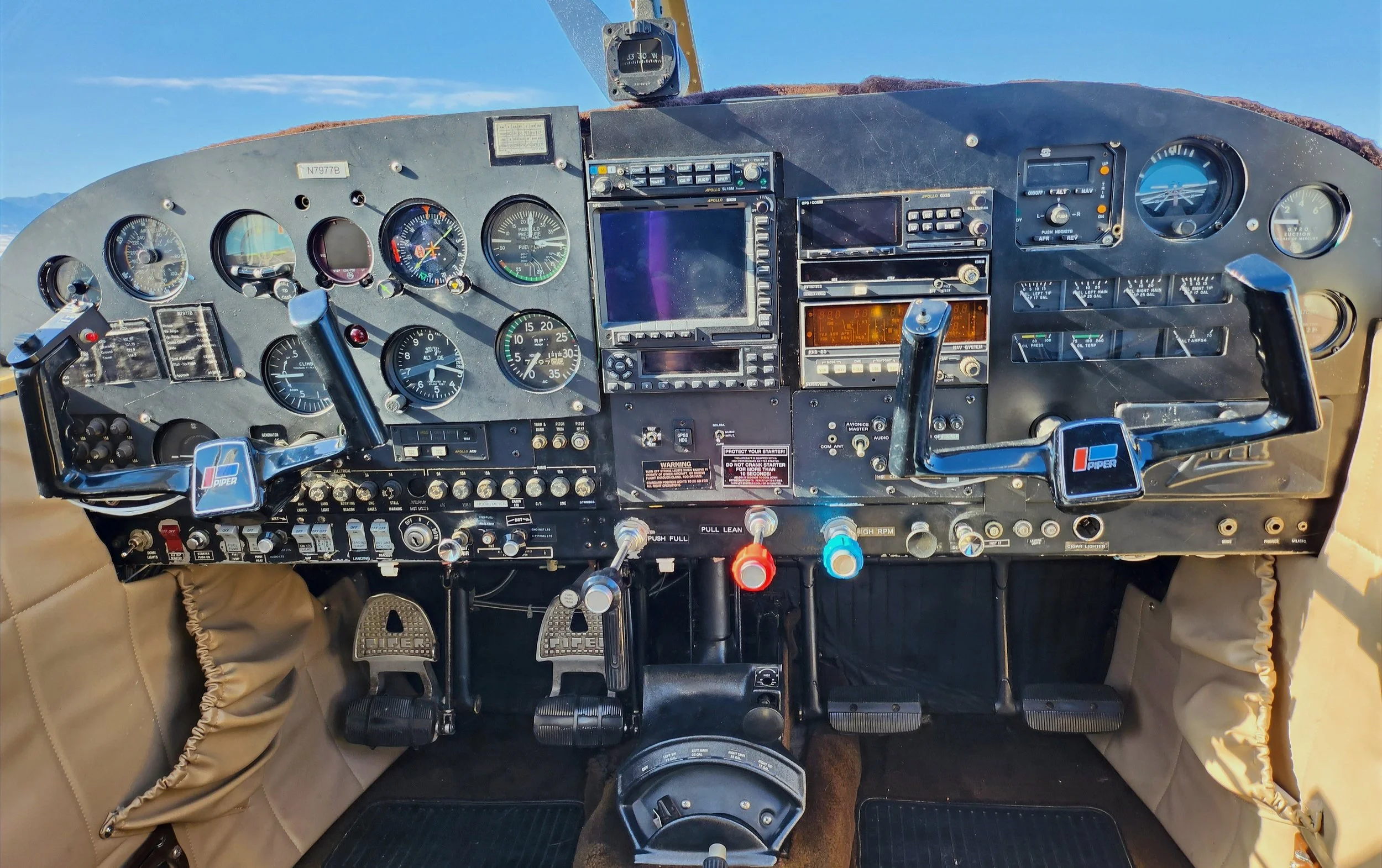 N7977B_Interior.jpg